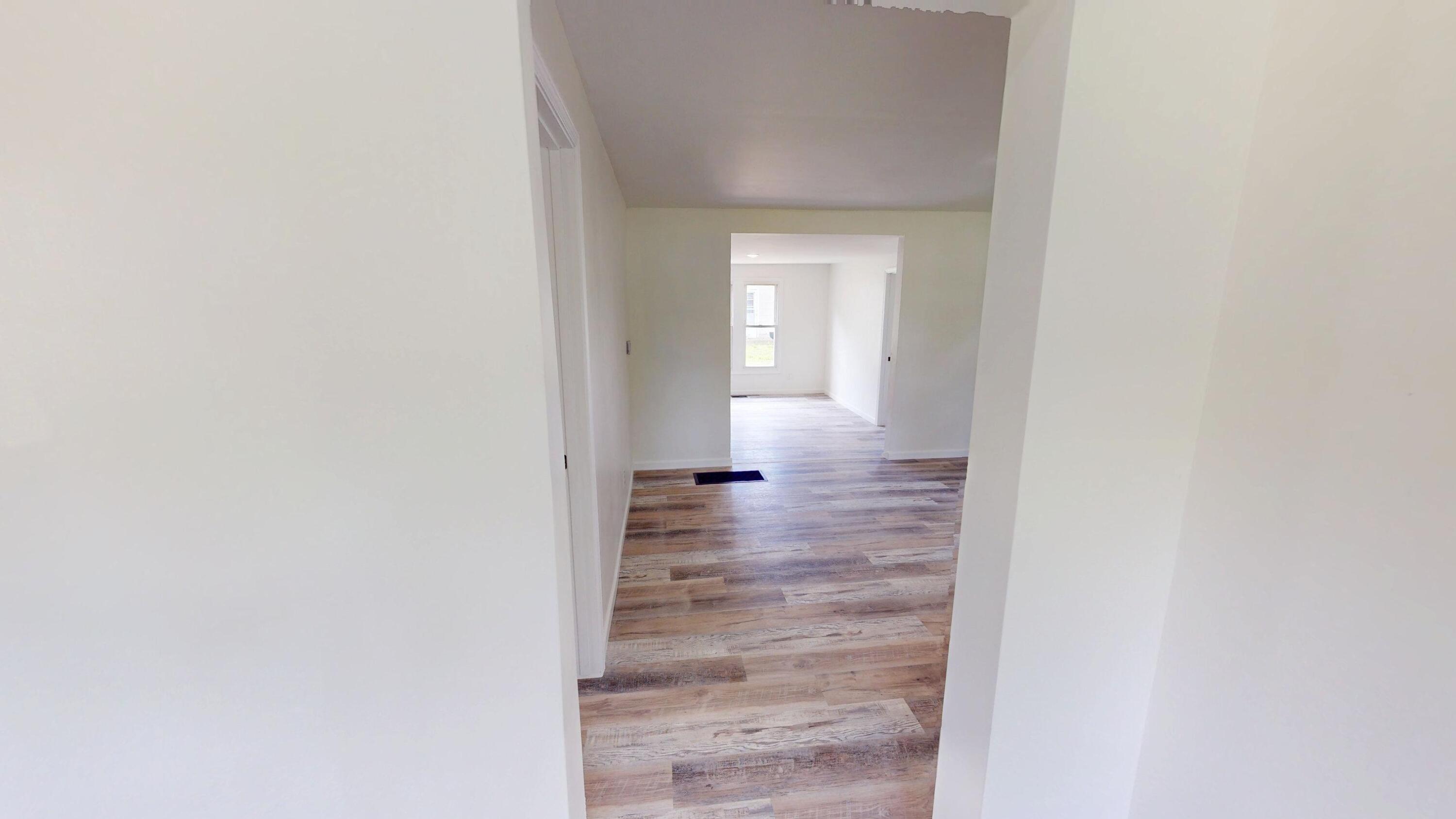 627 West Cherry Street Property Photo 5
