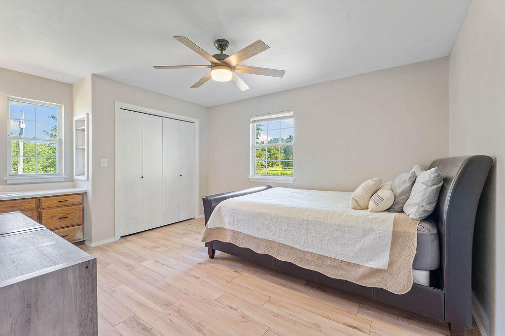 345 Fort Lane Property Photo 22