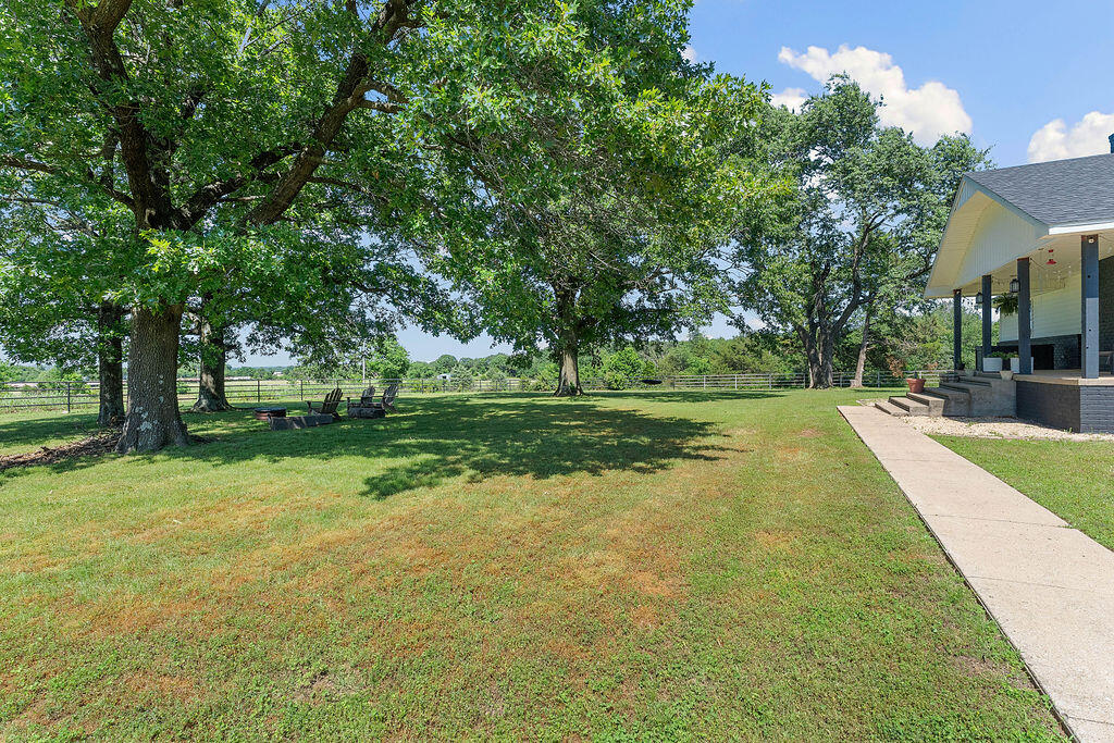 345 Fort Lane Property Photo 34