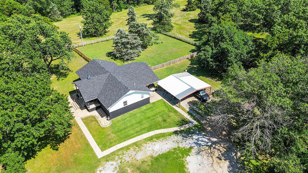 345 Fort Lane Property Photo 37