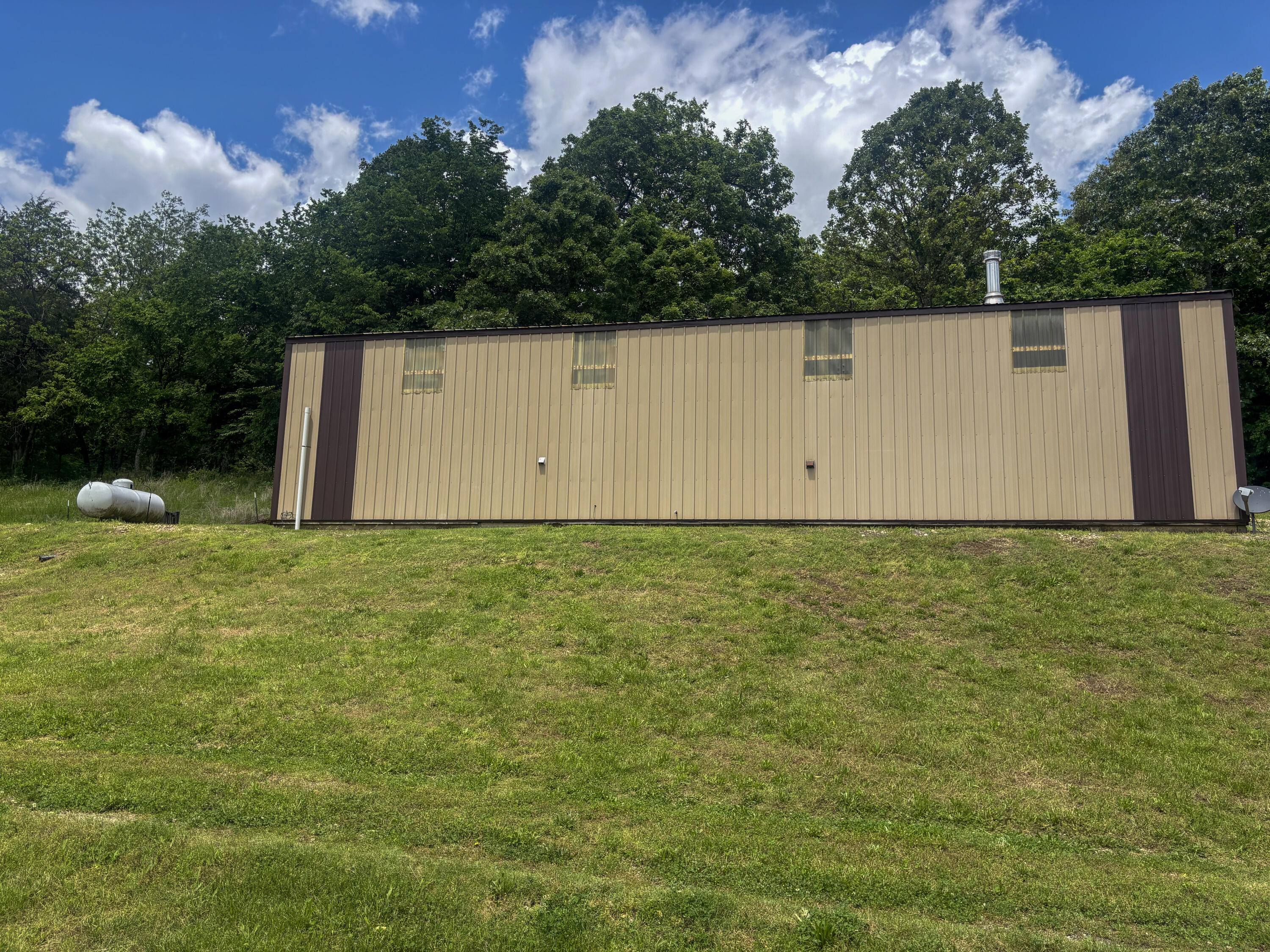 1063 County Road 527 Property Photo 2