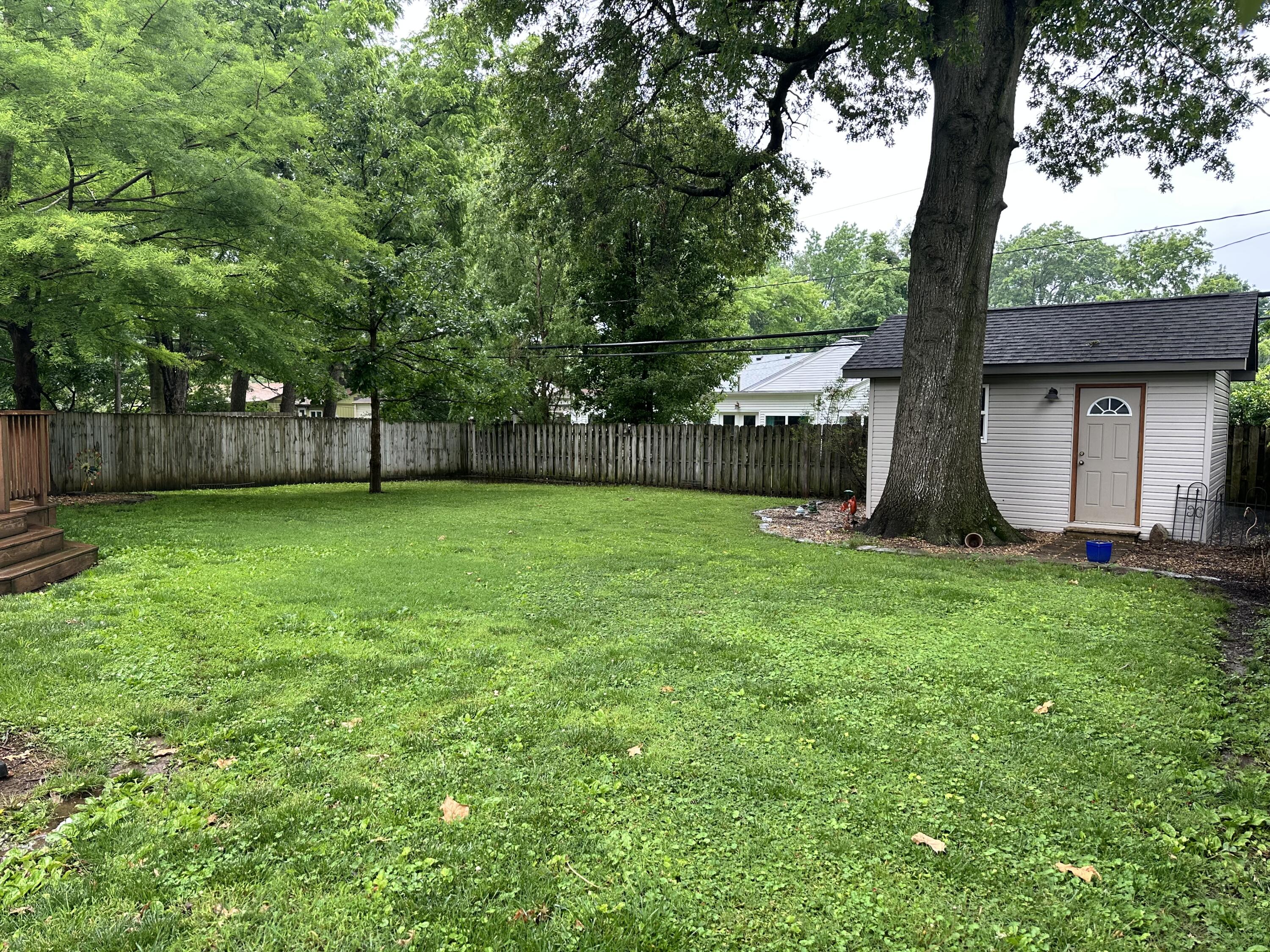 1527 South Kentwood Avenue Property Photo 22