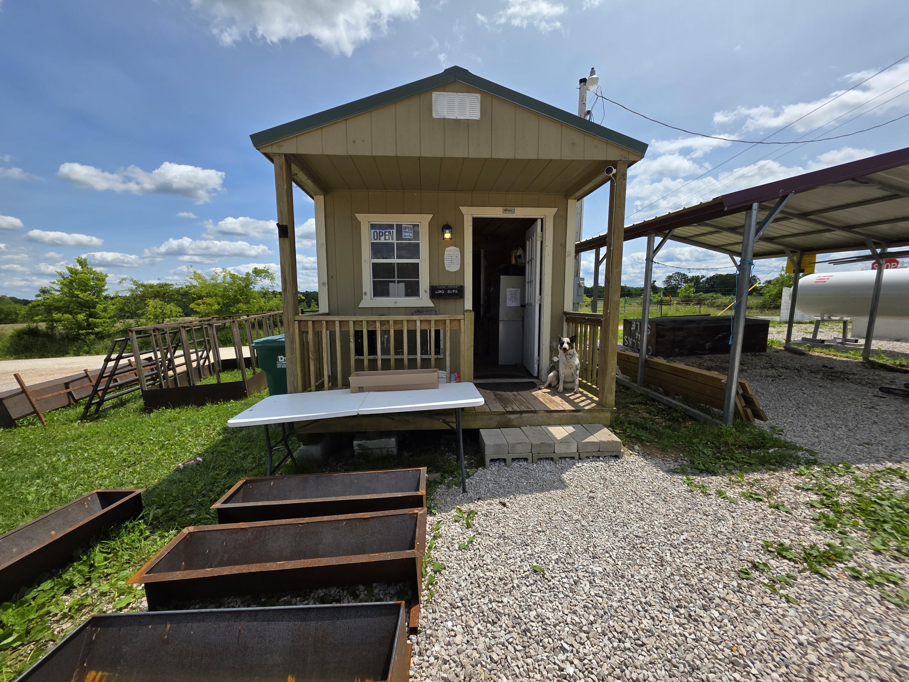 6203 Williams Road Property Photo 2