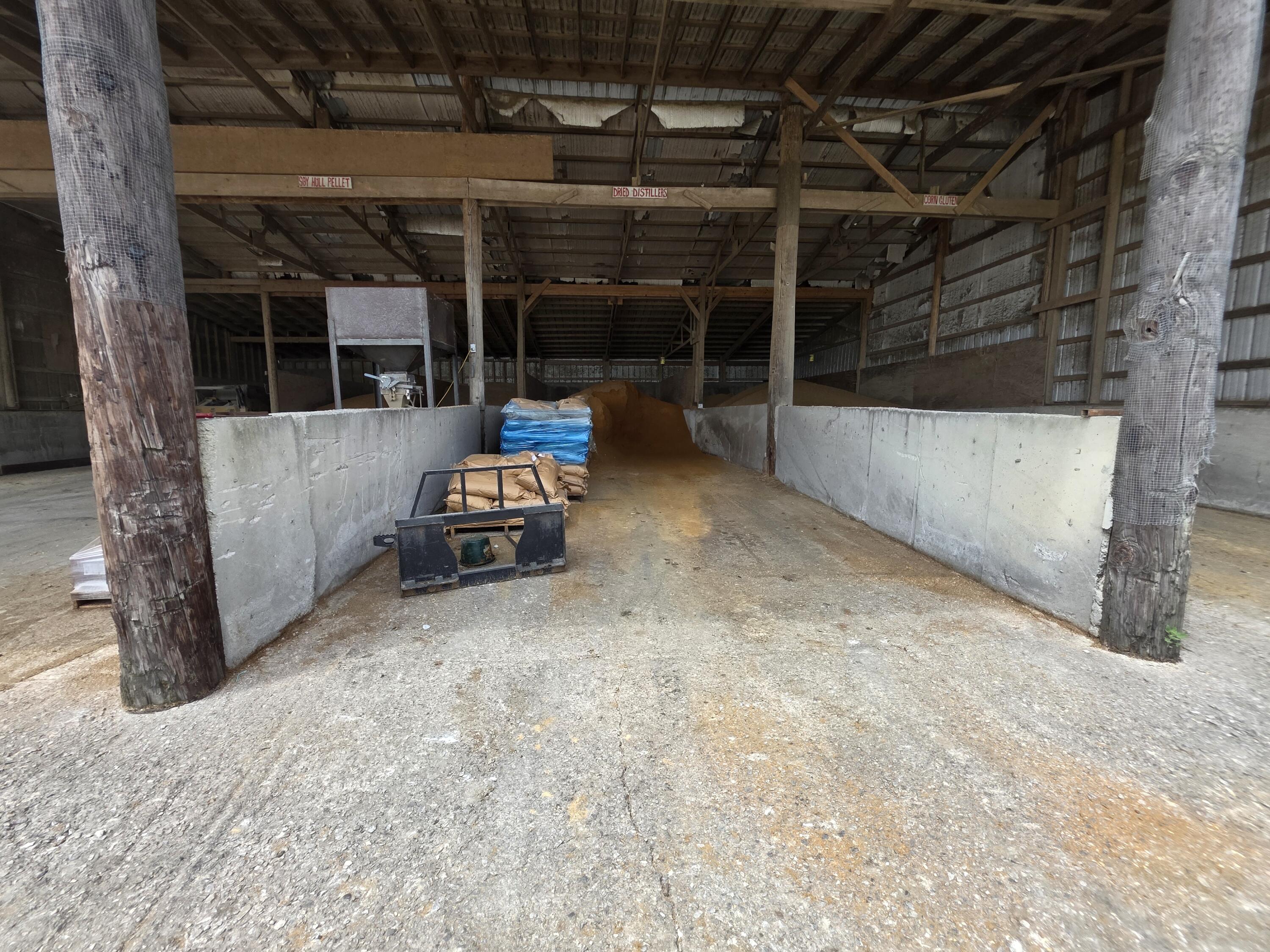 6203 Williams Road Property Photo 14