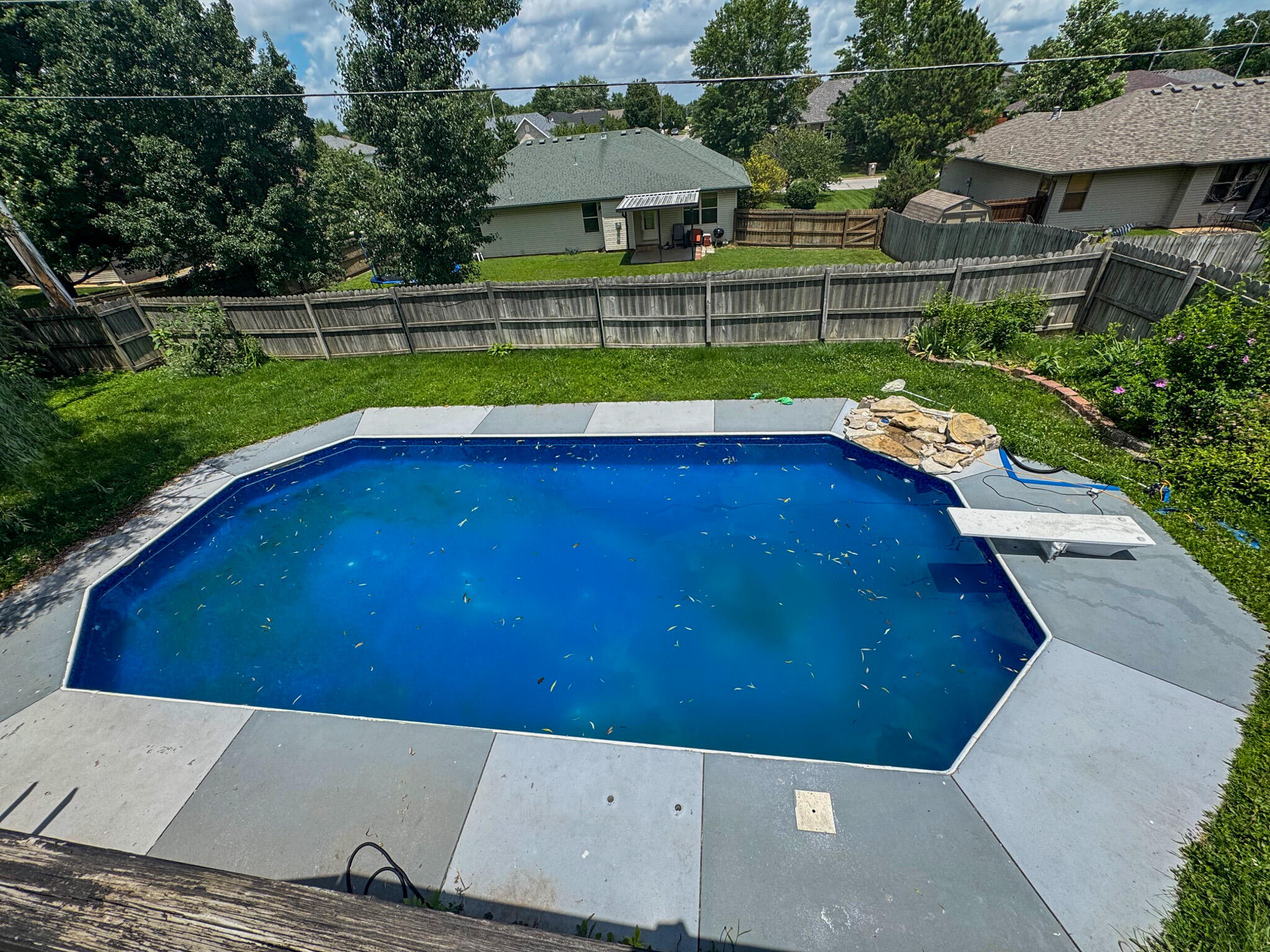 617 East Southeast Hills Court Property Photo 35
