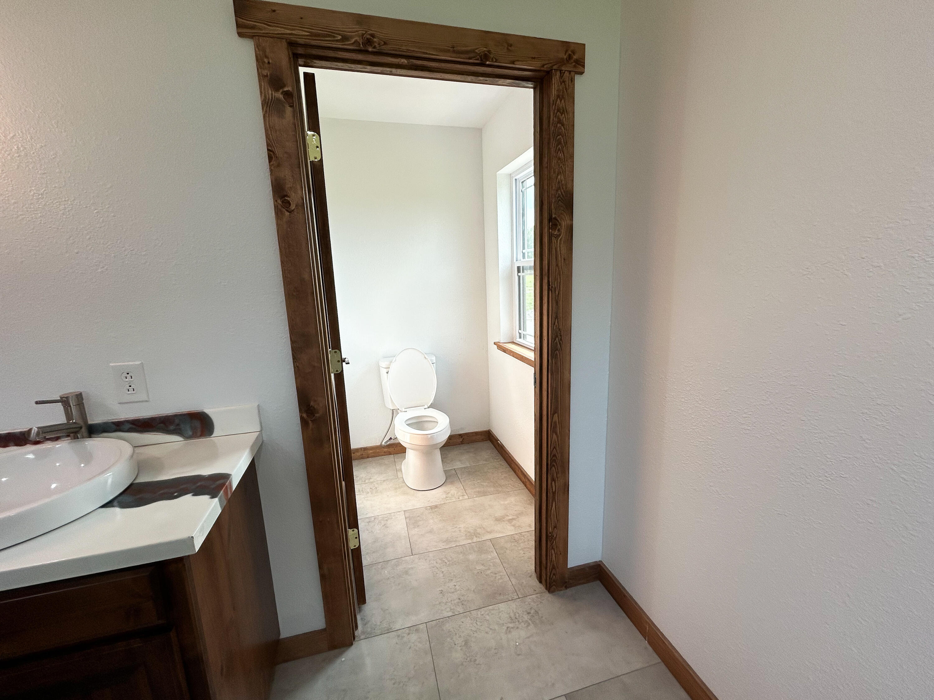 19040 Norway Road Property Photo 13
