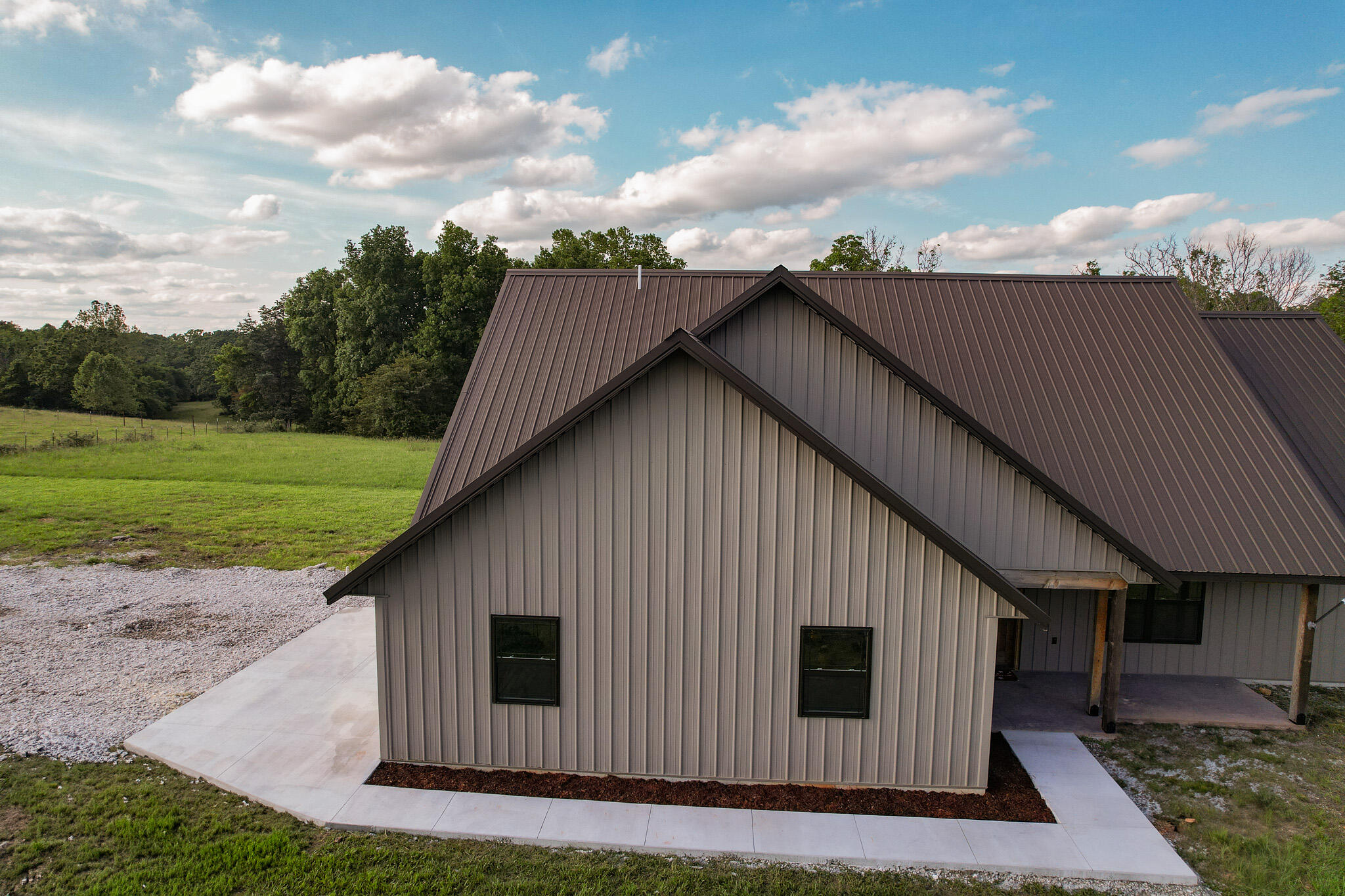 19040 Norway Road Property Photo 21
