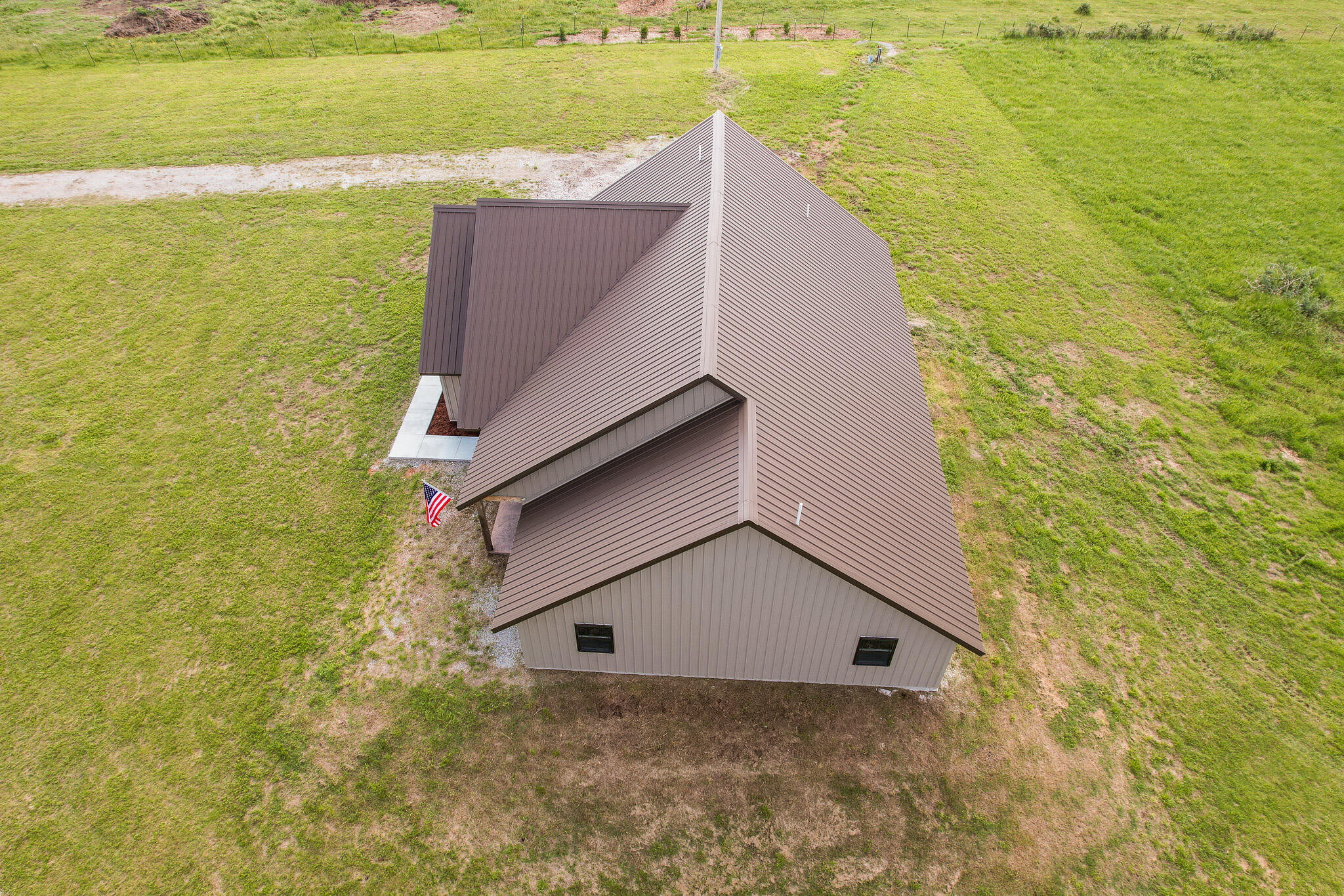 19040 Norway Road Property Photo 24