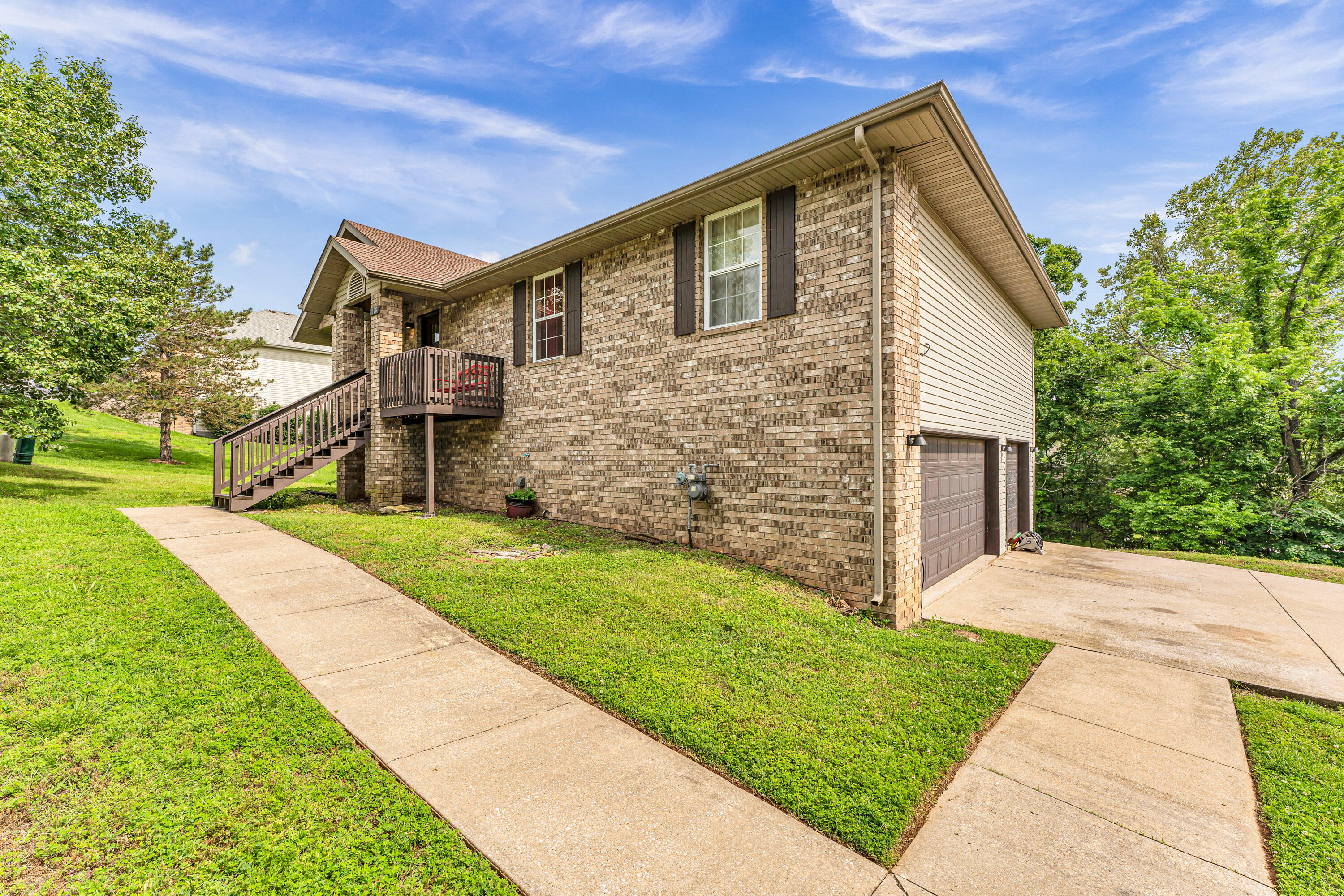 1108 East Robin Street Property Photo 2