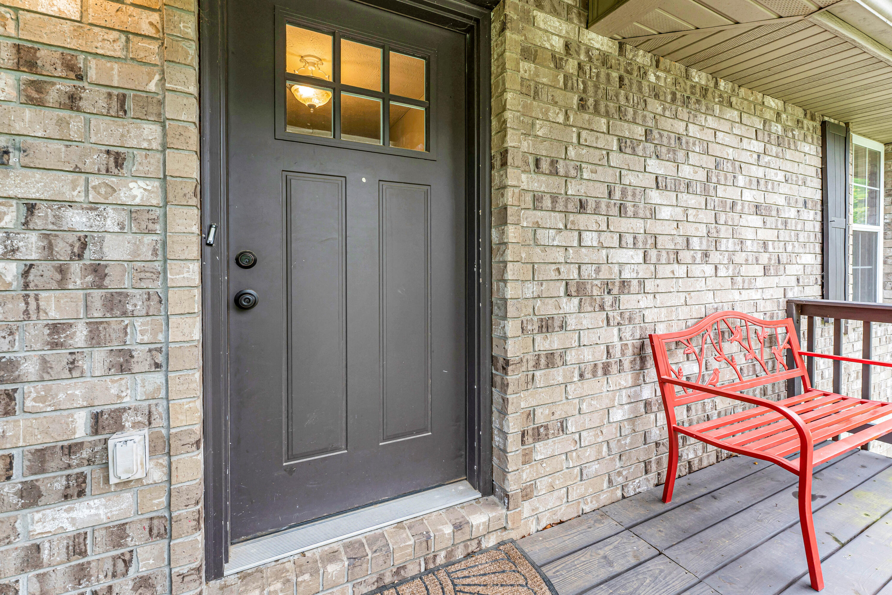 1108 East Robin Street Property Photo 3