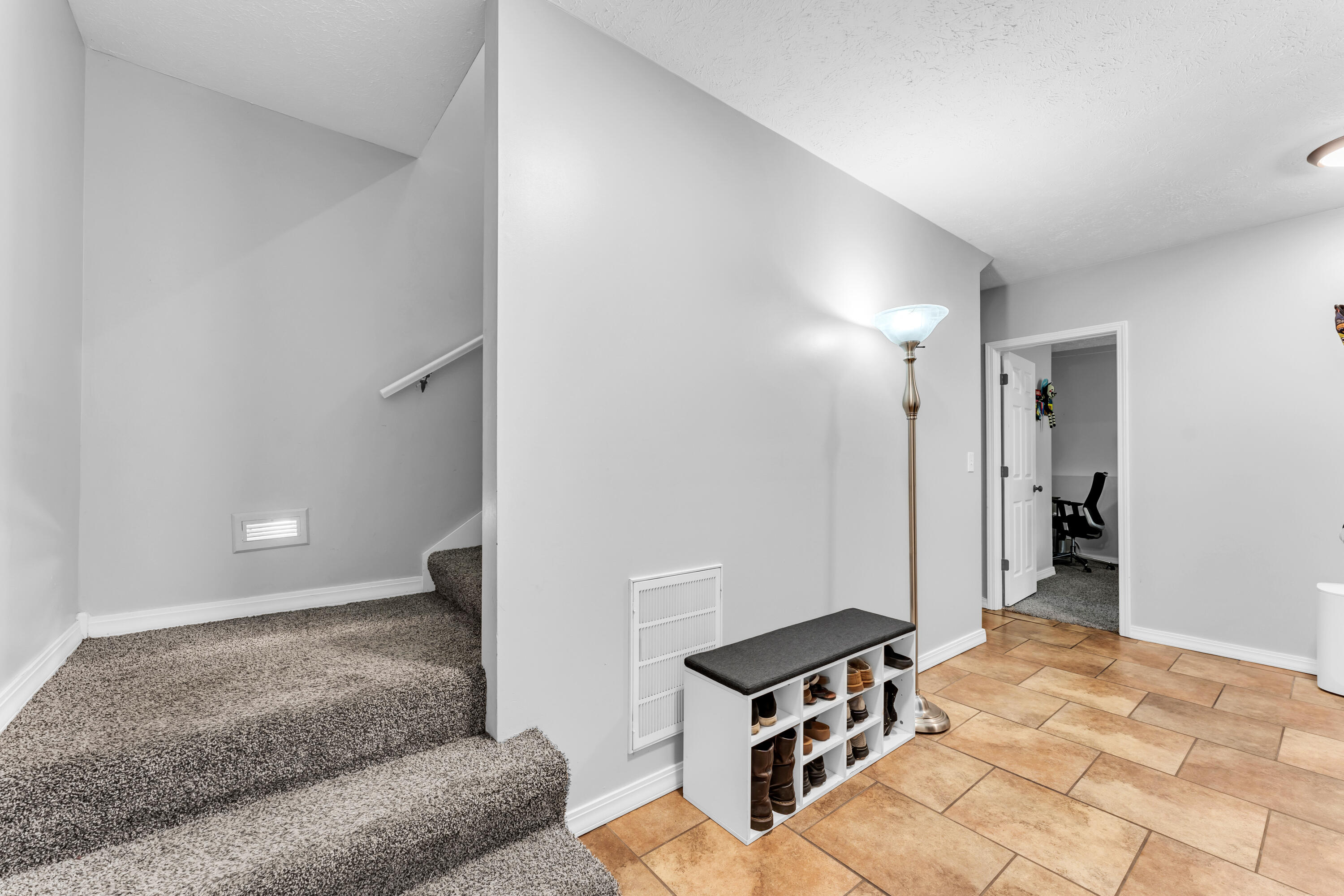 1108 East Robin Street Property Photo 22