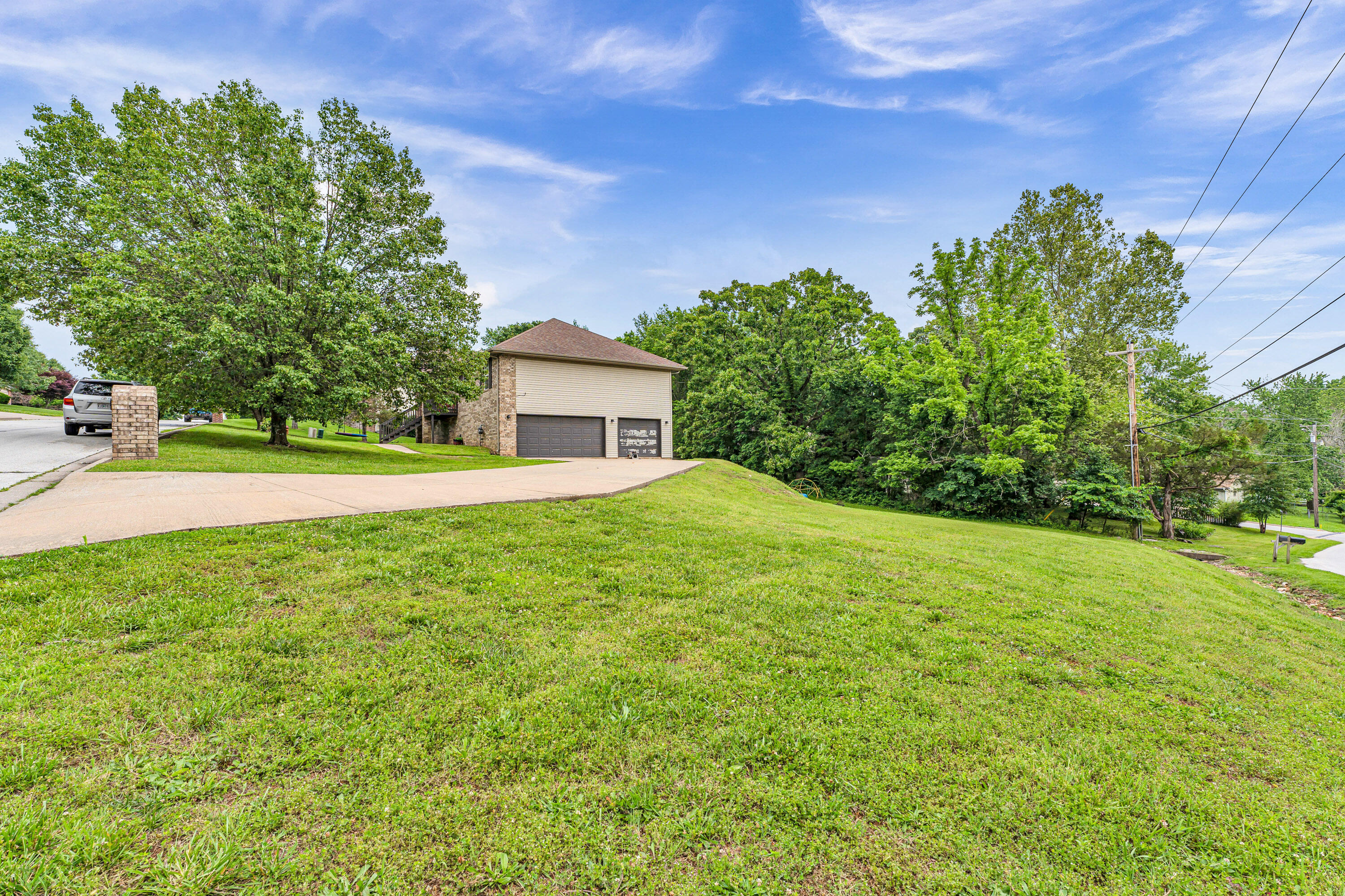 1108 East Robin Street Property Photo 33