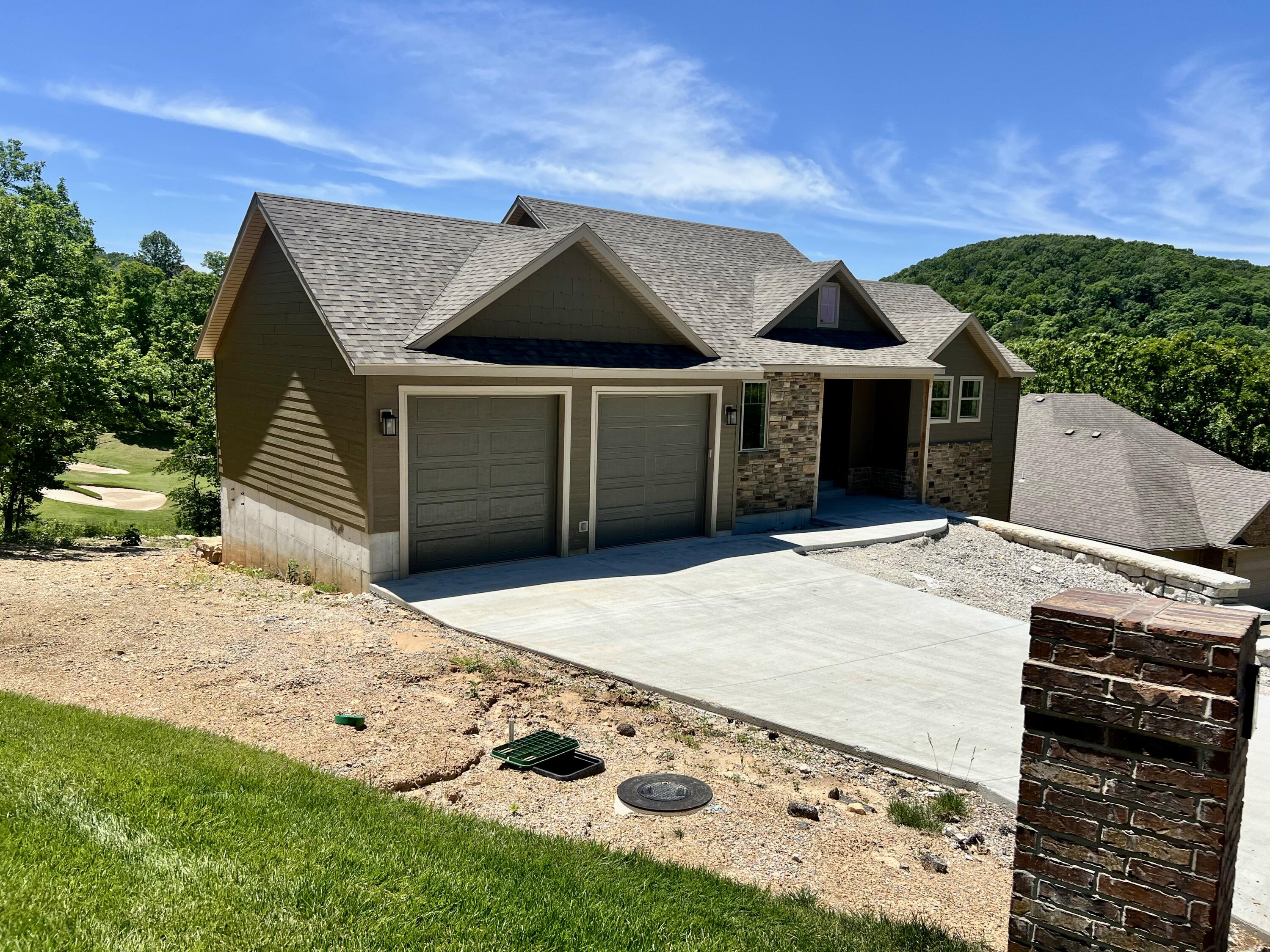 409 Silverwood Circle Property Photo 1