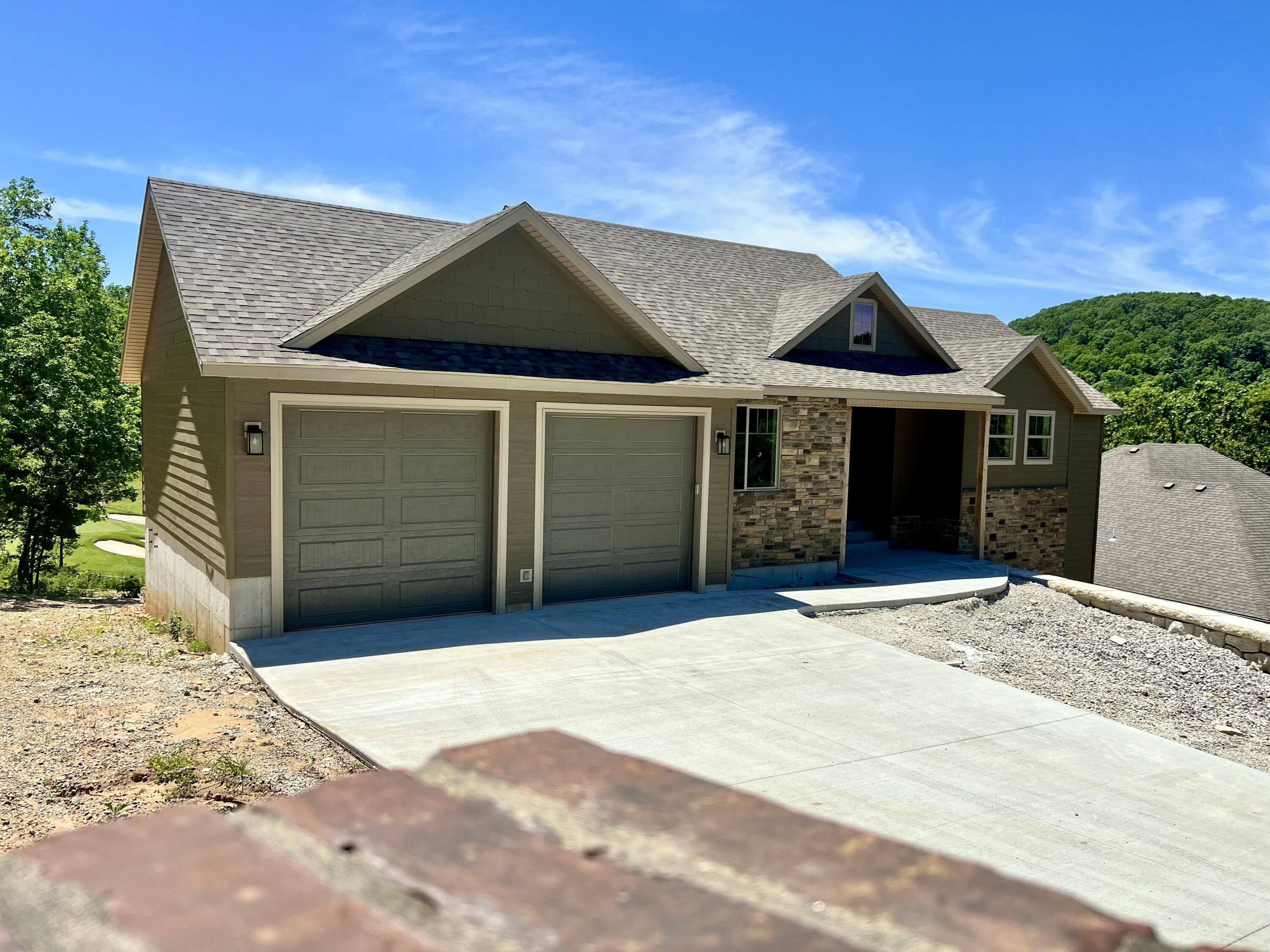 409 Silverwood Circle Property Photo 2