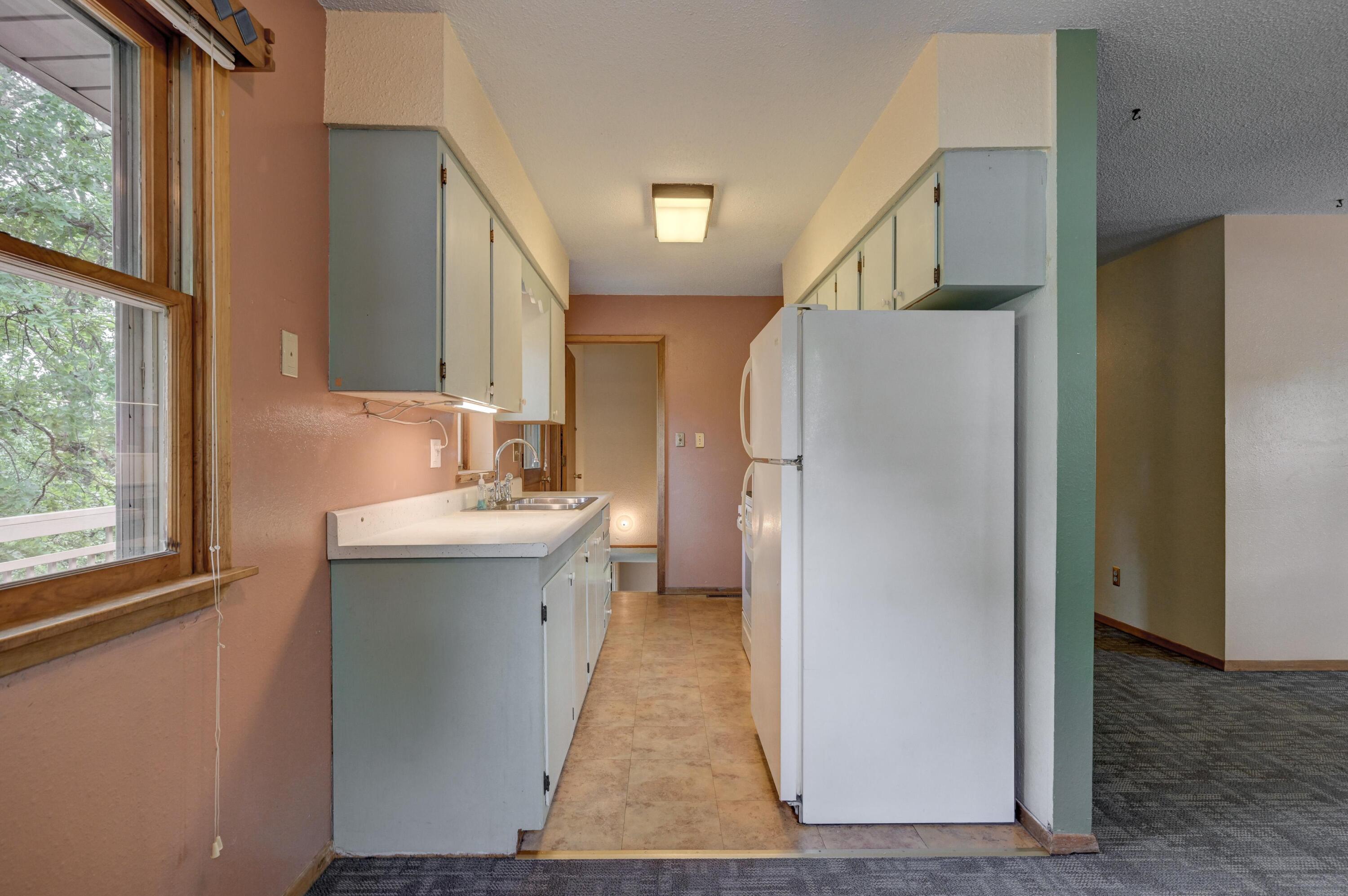 1507 Hilldale Drive Property Photo 11