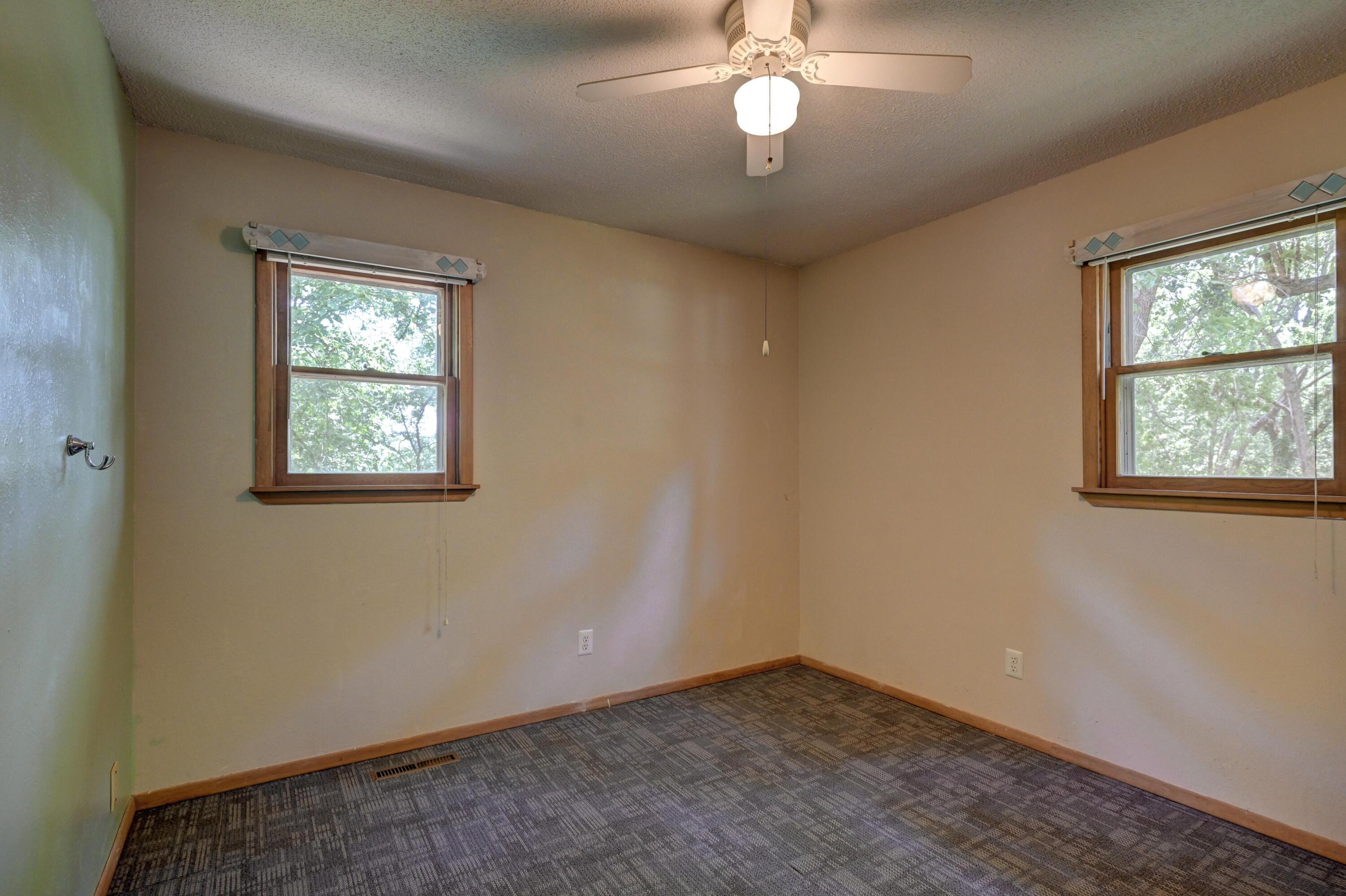 1507 Hilldale Drive Property Photo 15