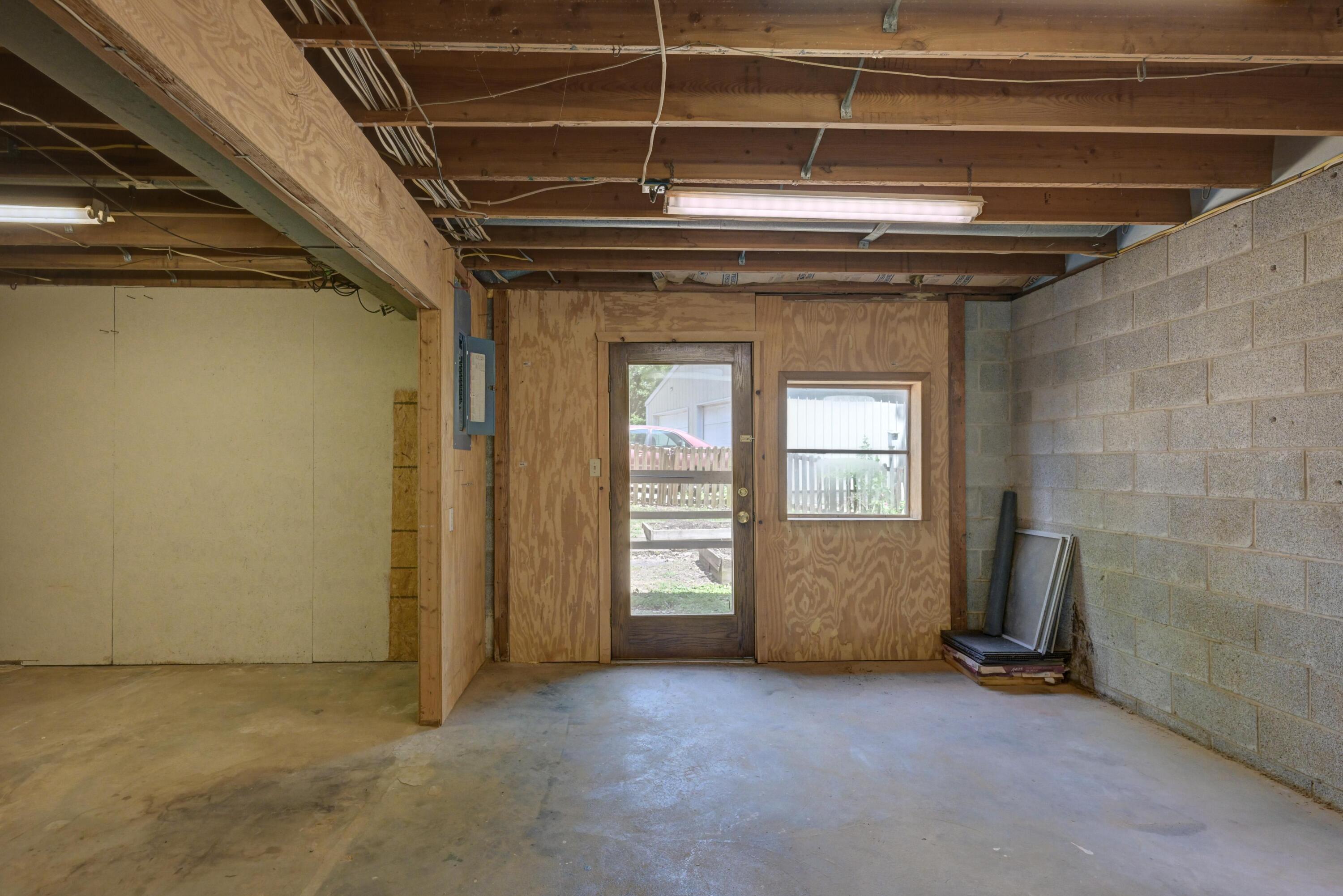 1507 Hilldale Drive Property Photo 32