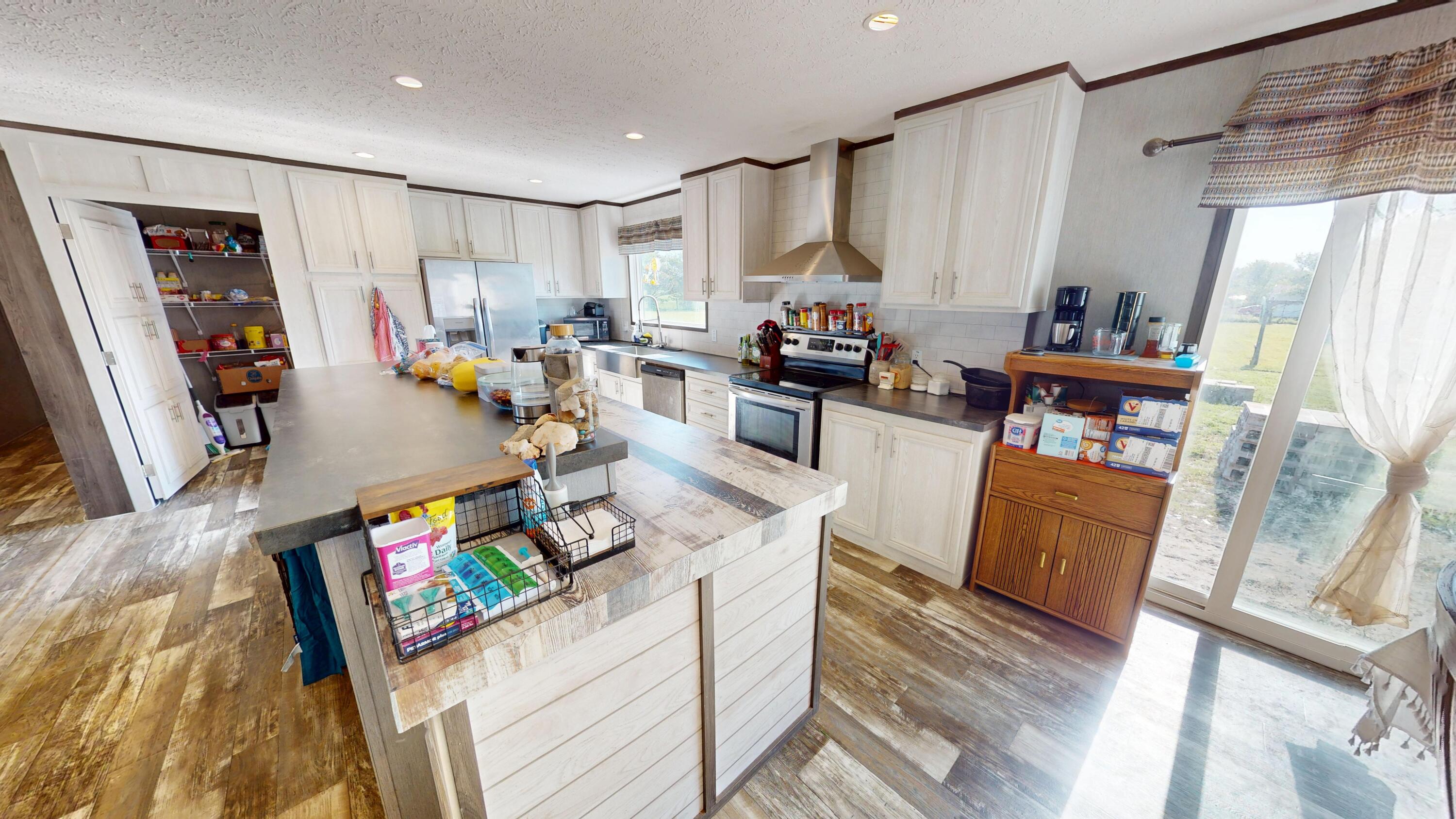16762 East Lady Road Property Photo 8