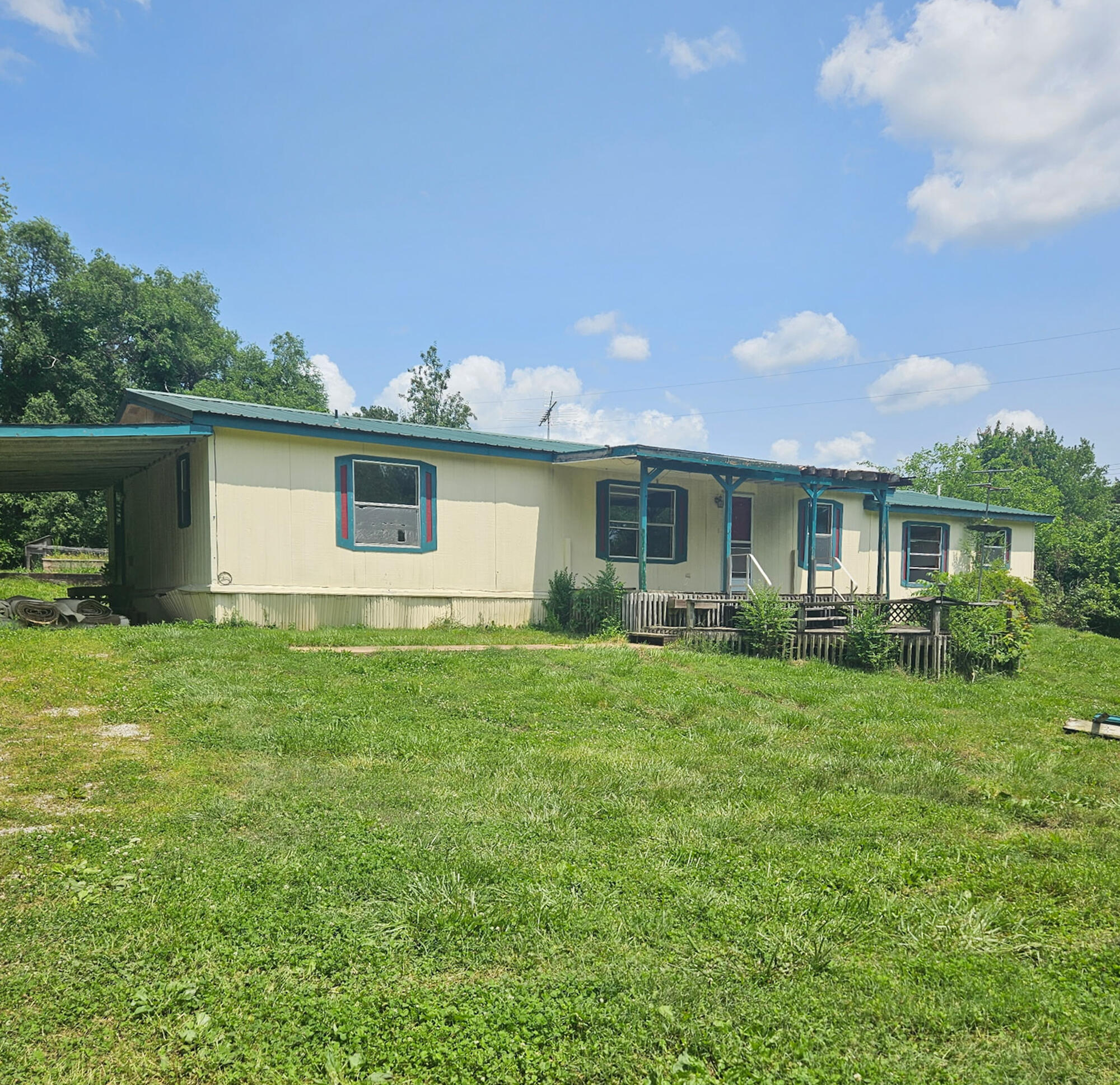 998 Post Oak Property Photo 1