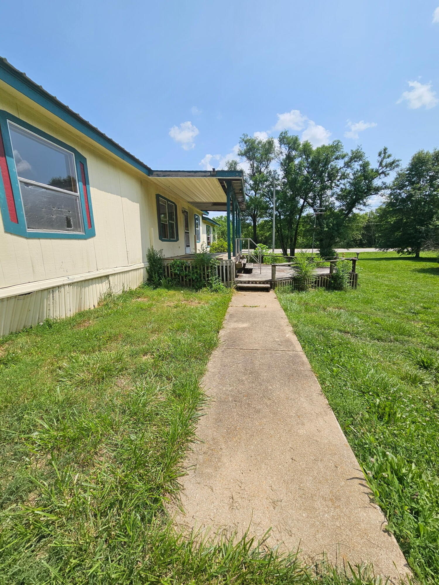 998 Post Oak Property Photo 2