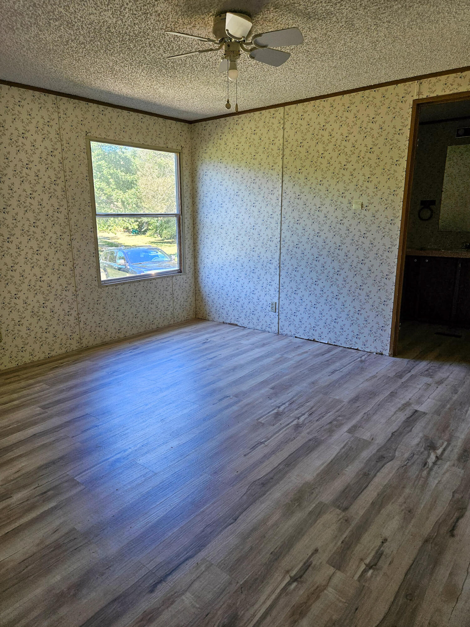 998 Post Oak Property Photo 9