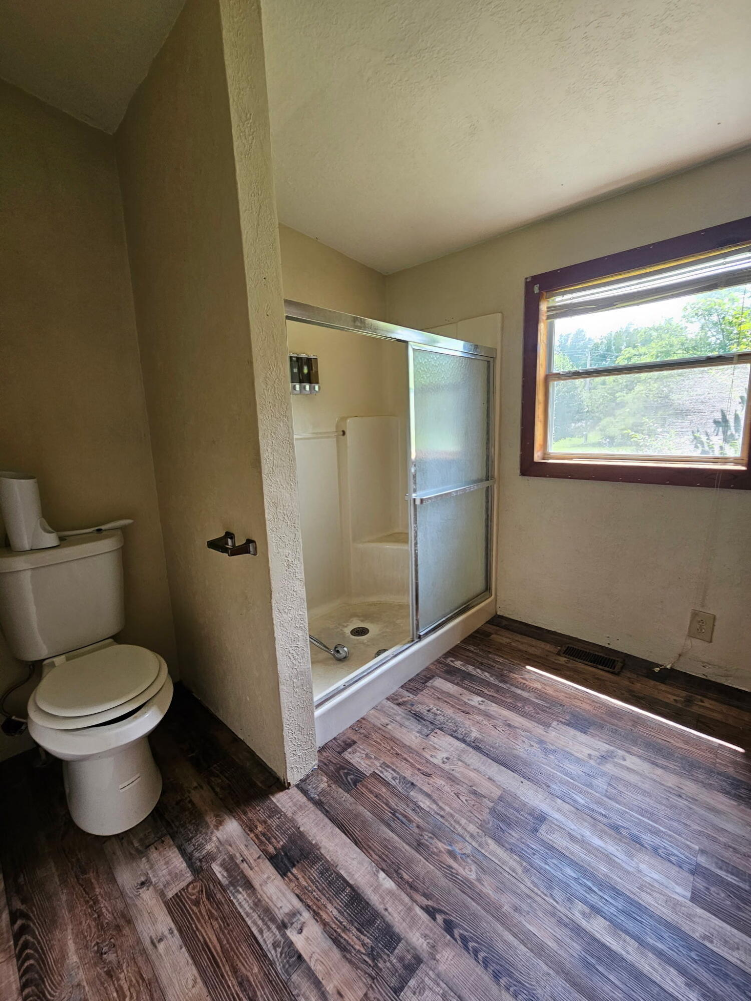 998 Post Oak Property Photo 16