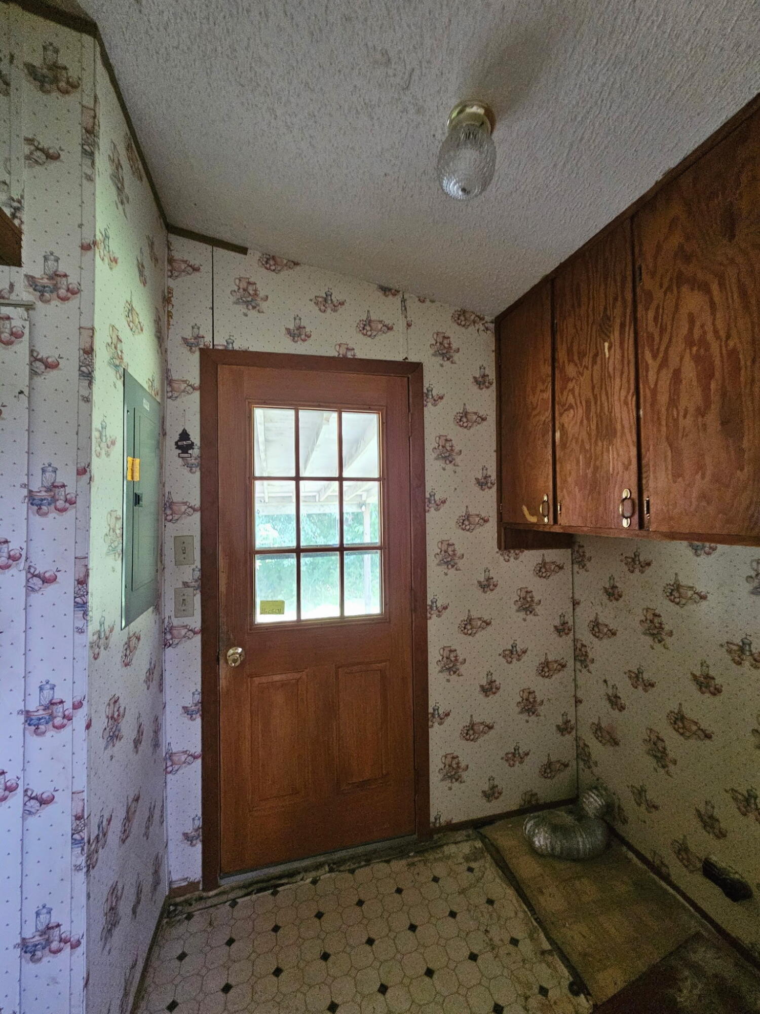 998 Post Oak Property Photo 18