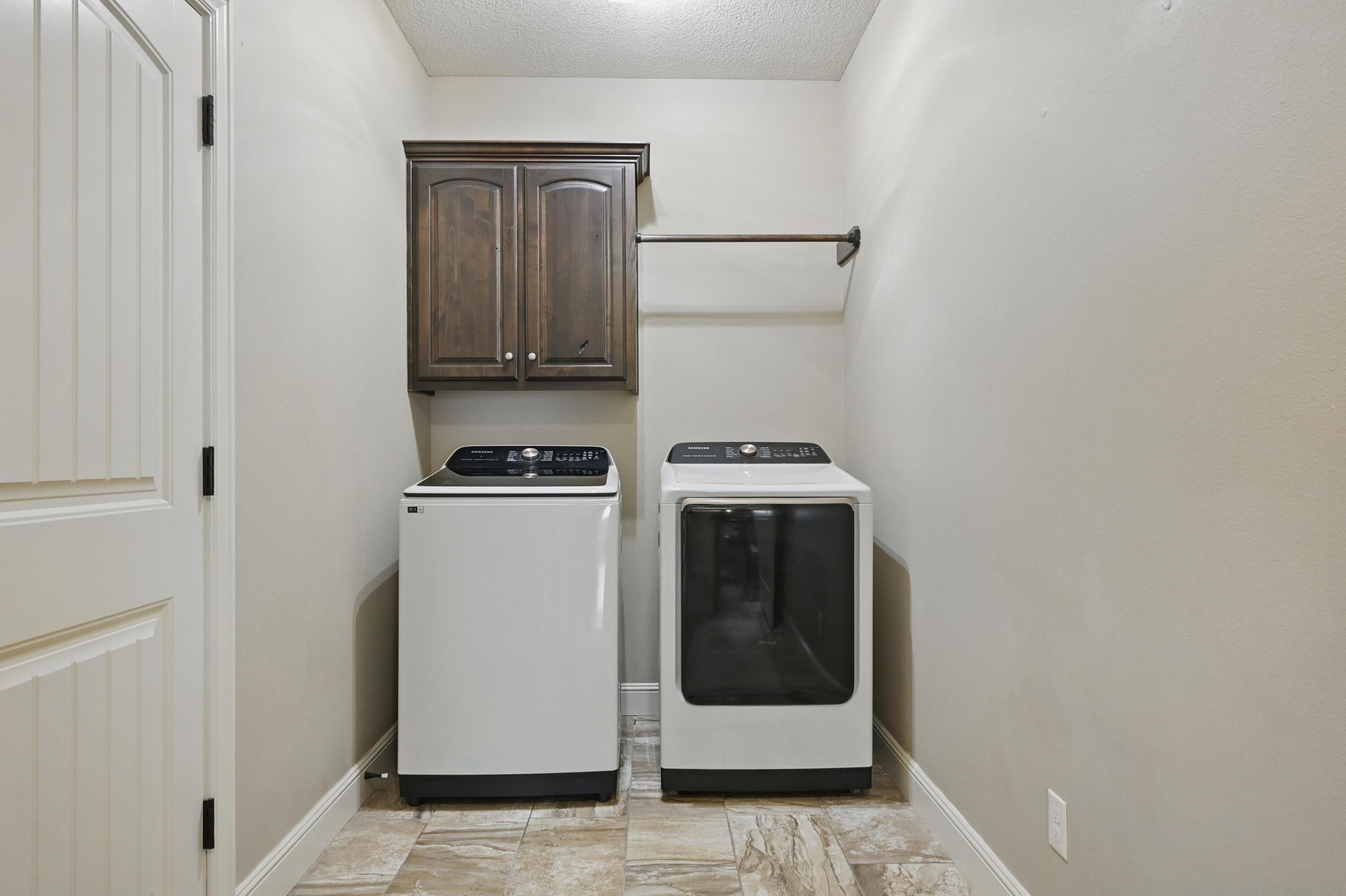 3002 Sunset Drive Property Photo 25