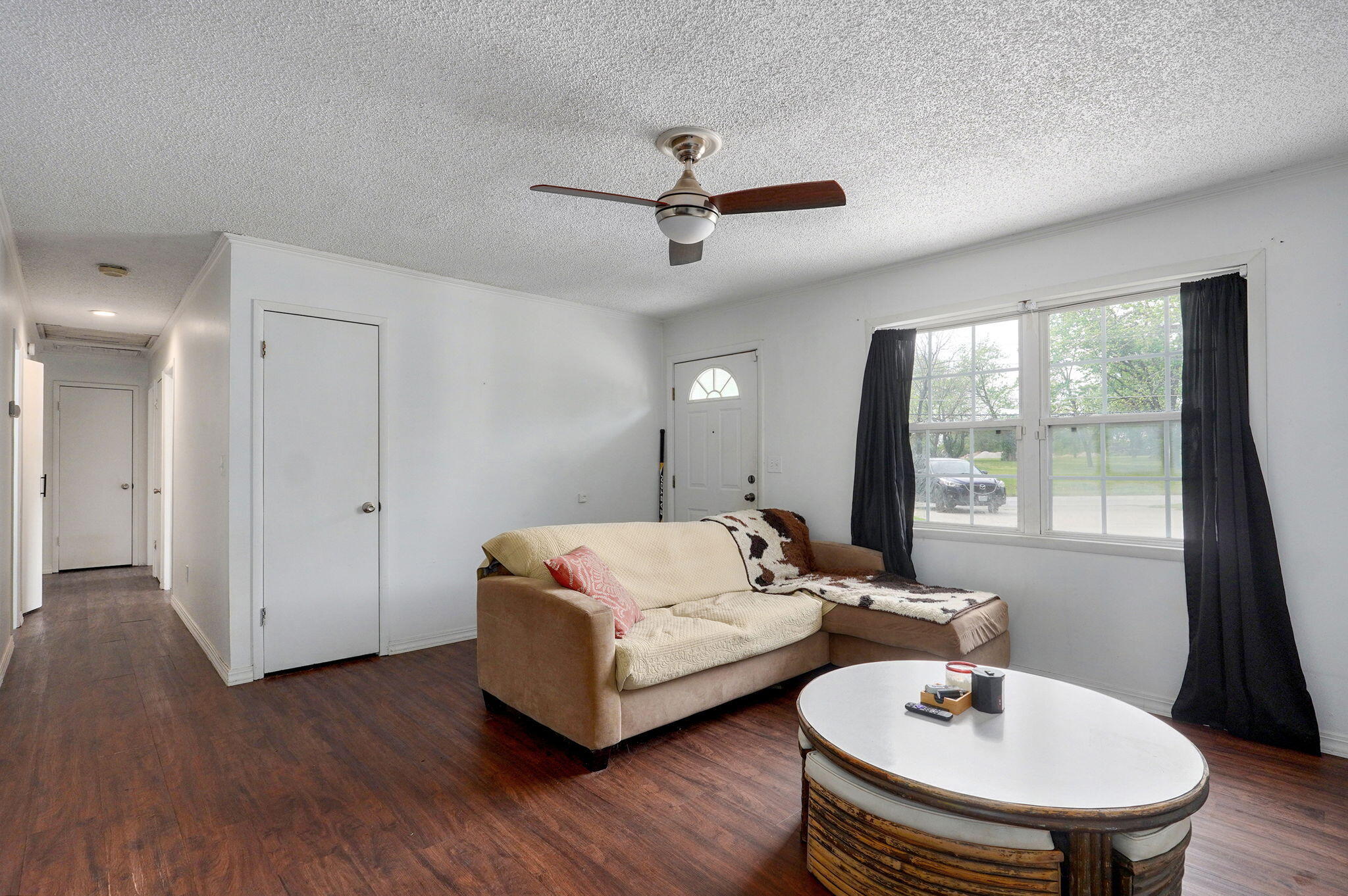 1936 North Golden Avenue Property Photo 6