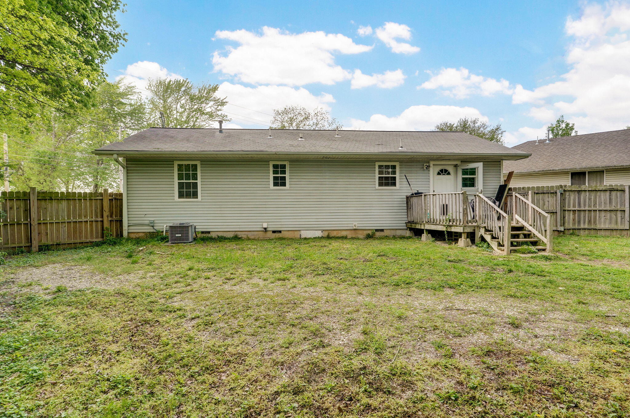 1936 North Golden Avenue Property Photo 19