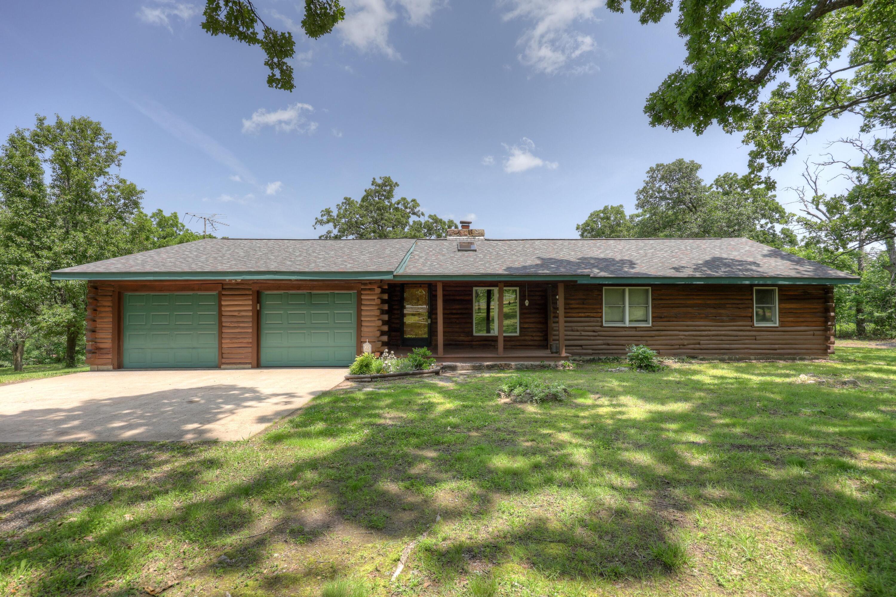 11281 Southeast Bagdad Road Property Photo 1