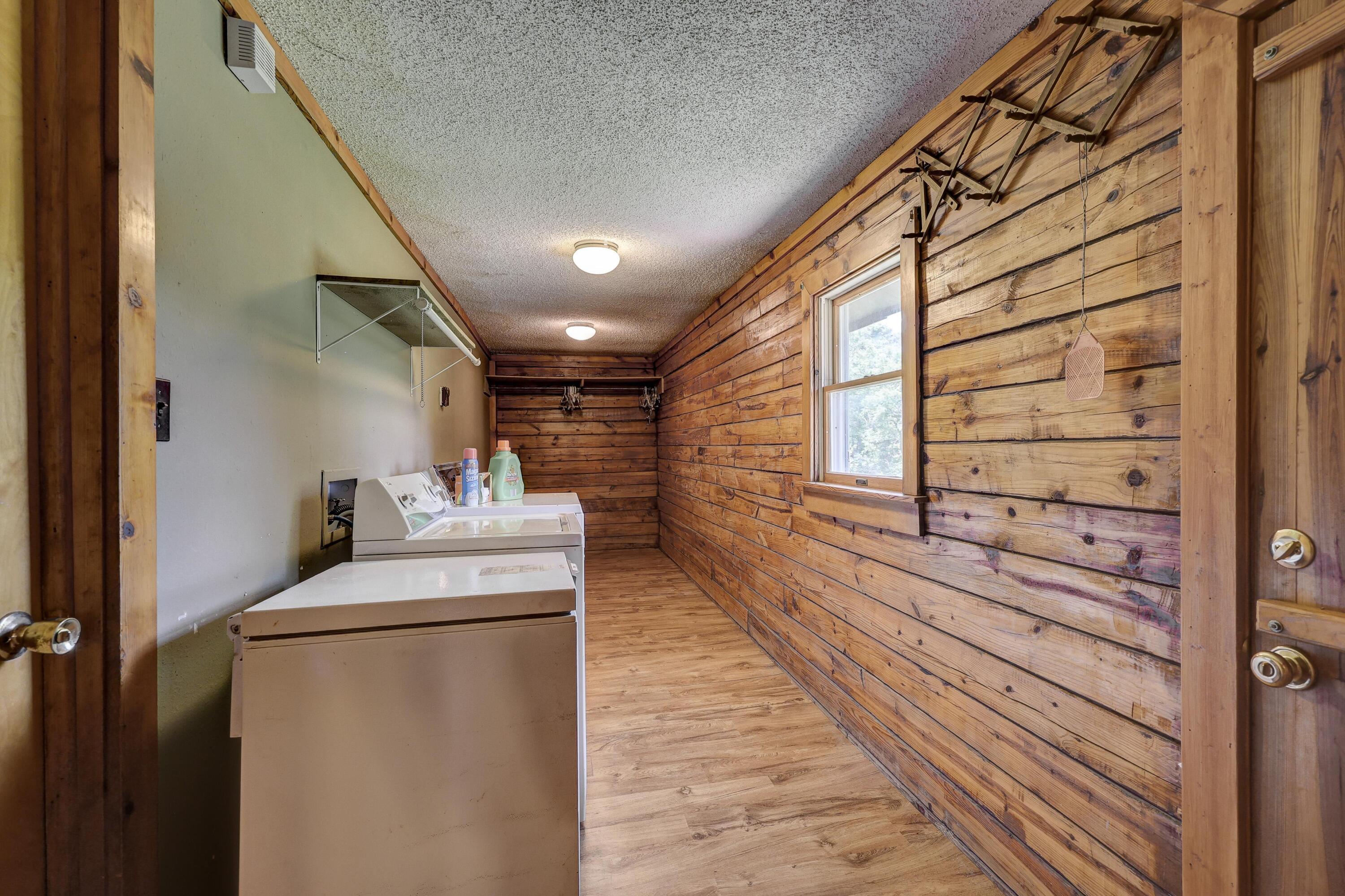 11281 Southeast Bagdad Road Property Photo 15