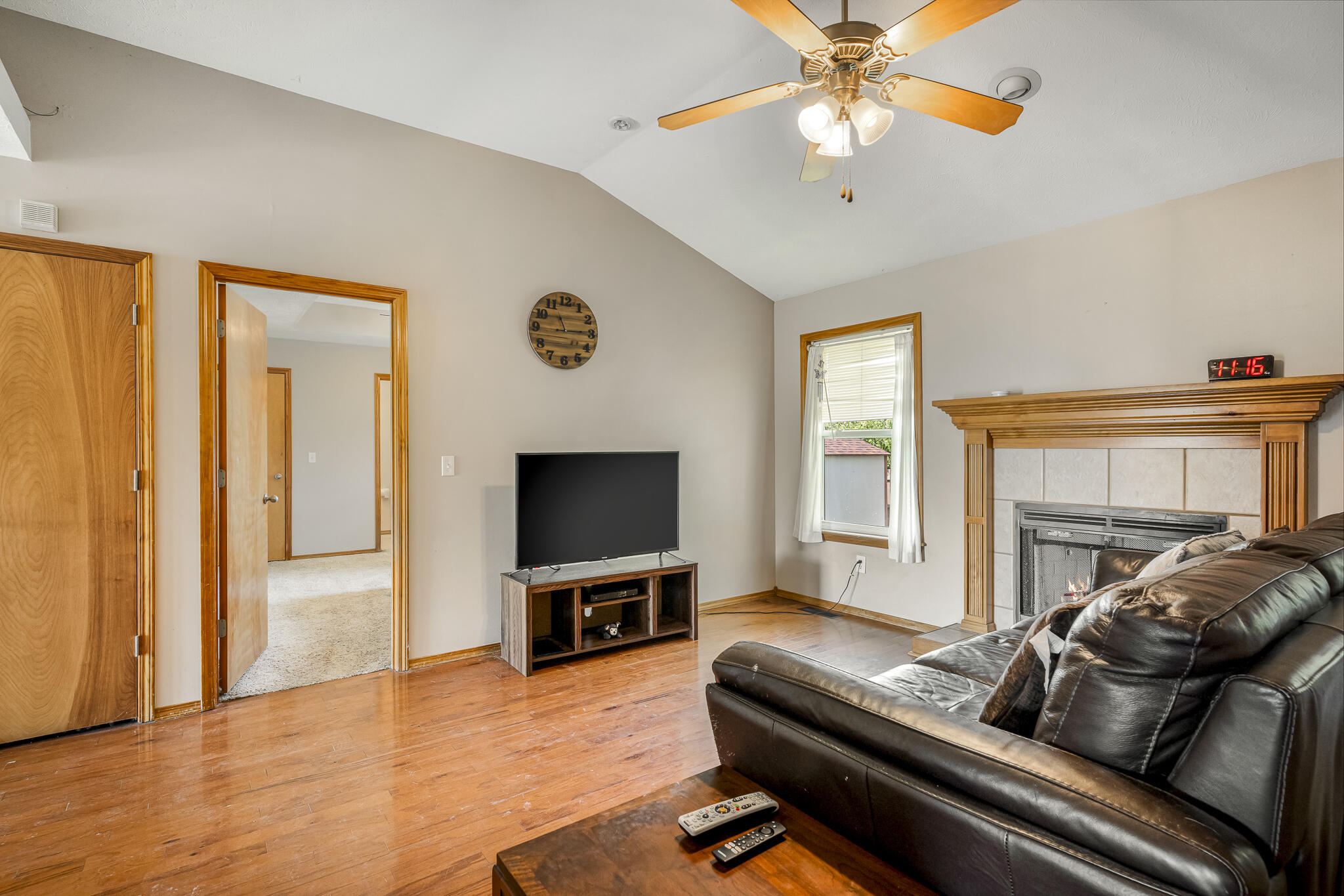 849 South Mahn Avenue Property Photo 9