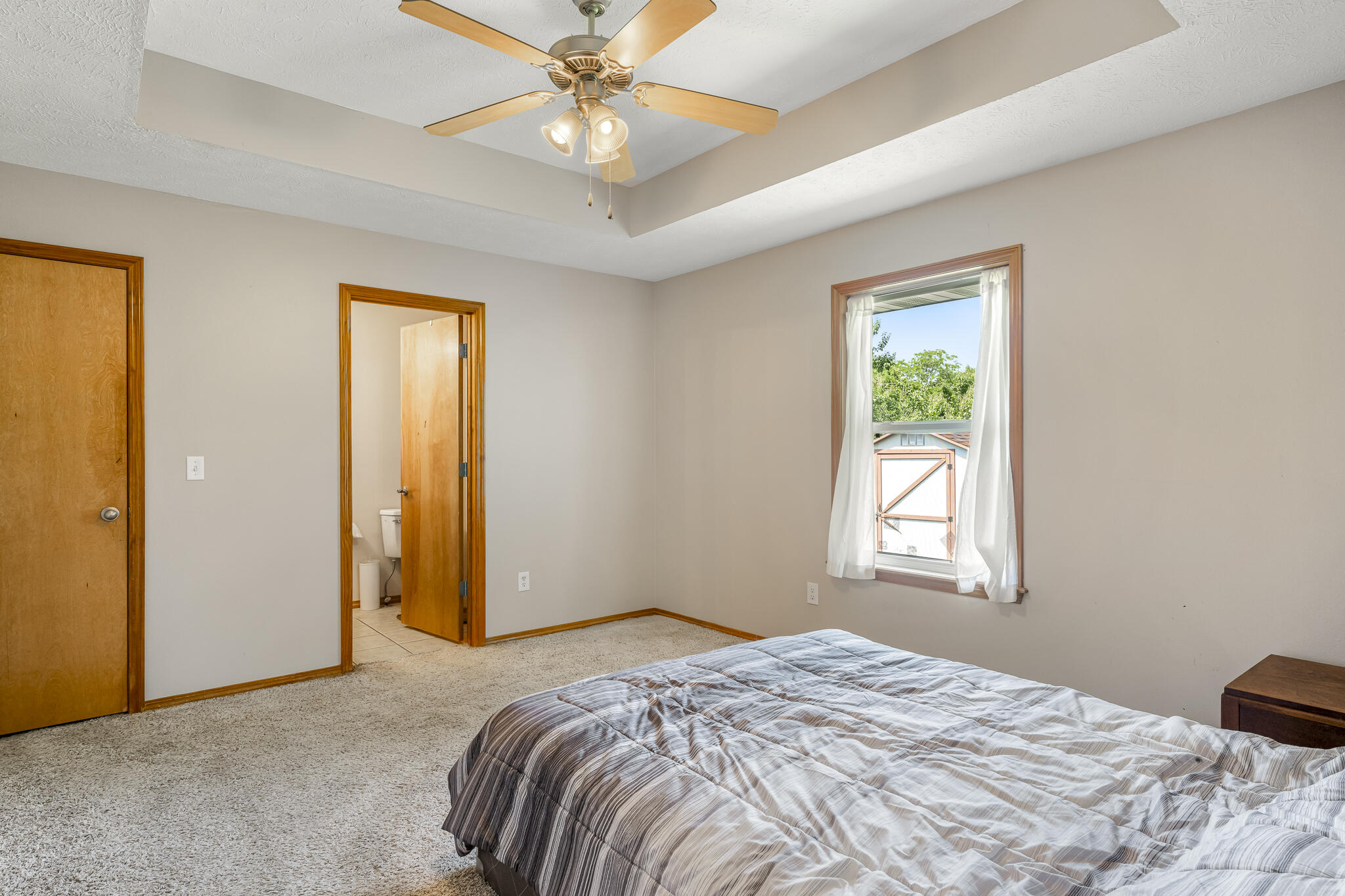 849 South Mahn Avenue Property Photo 11