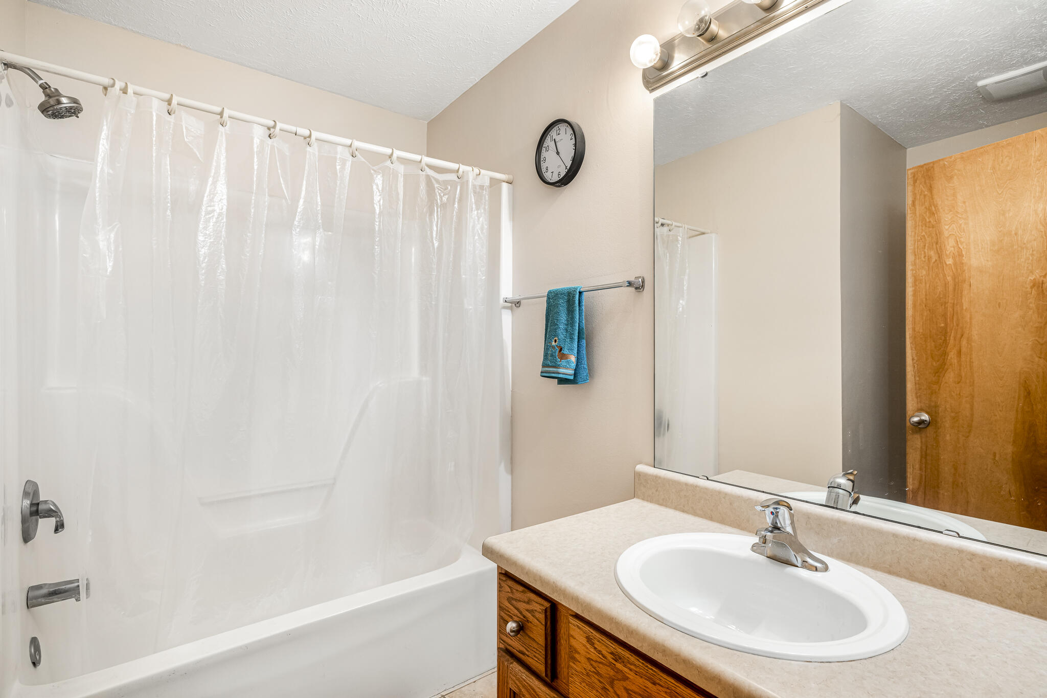 849 South Mahn Avenue Property Photo 16