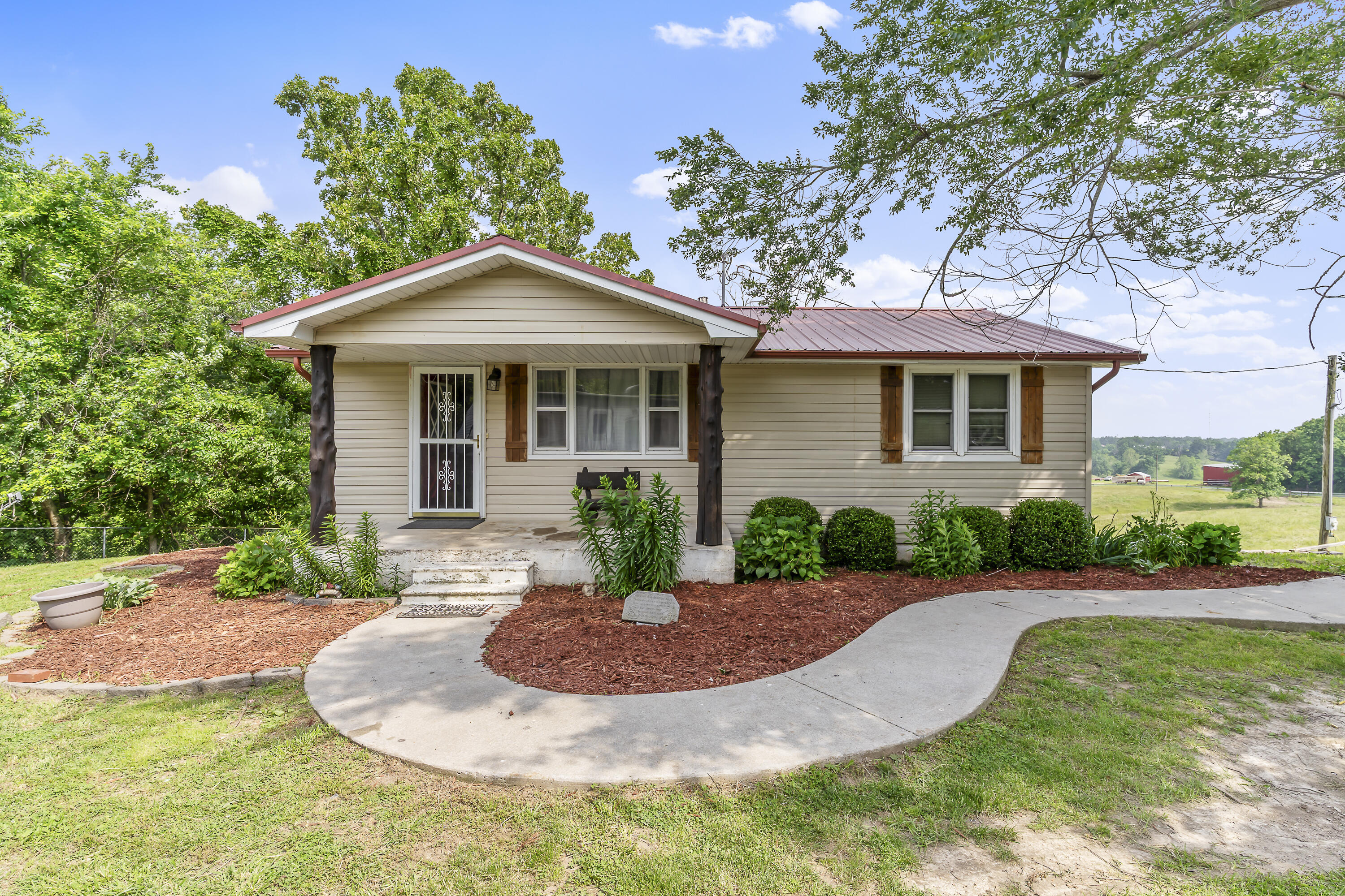3016 State Highway O Property Photo 1