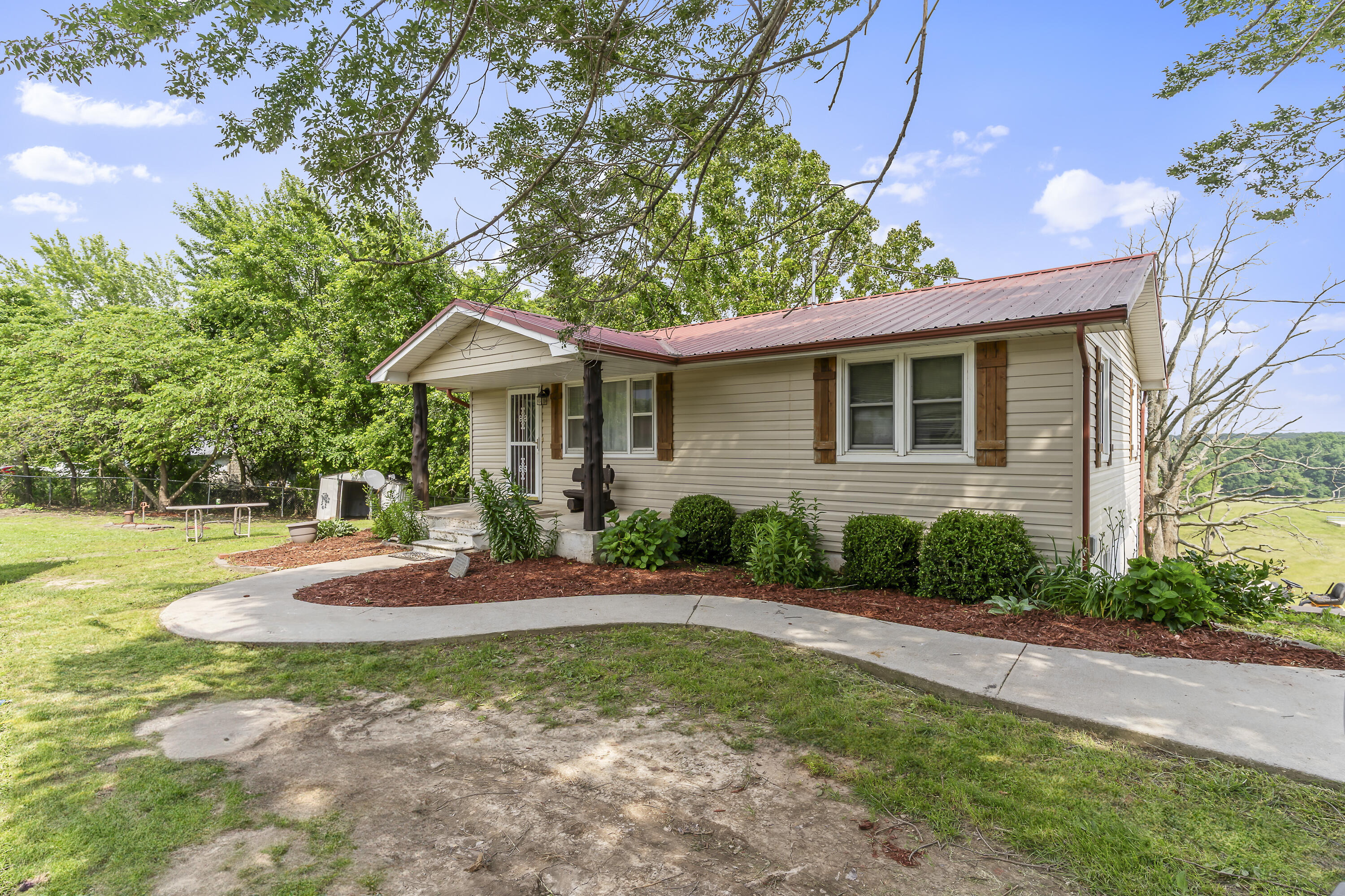 3016 State Highway O Property Photo 2