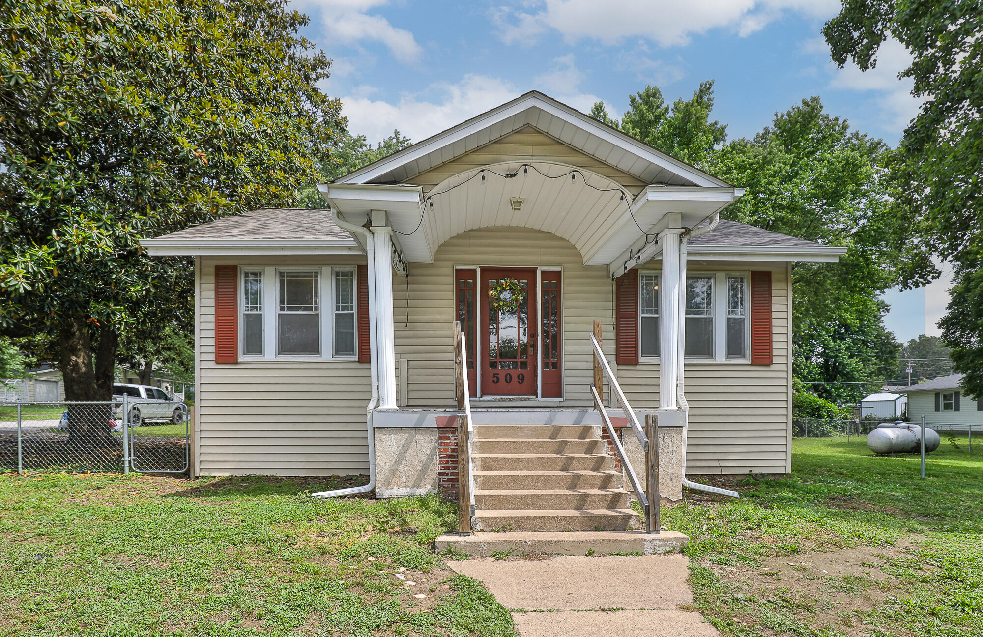 509 West Olive Street Property Photo 1