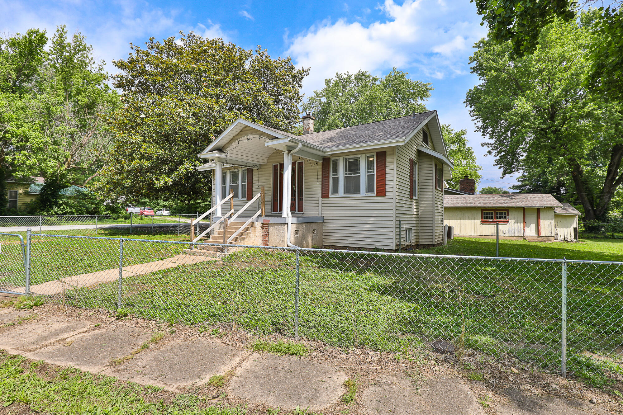 509 West Olive Street Property Photo 2