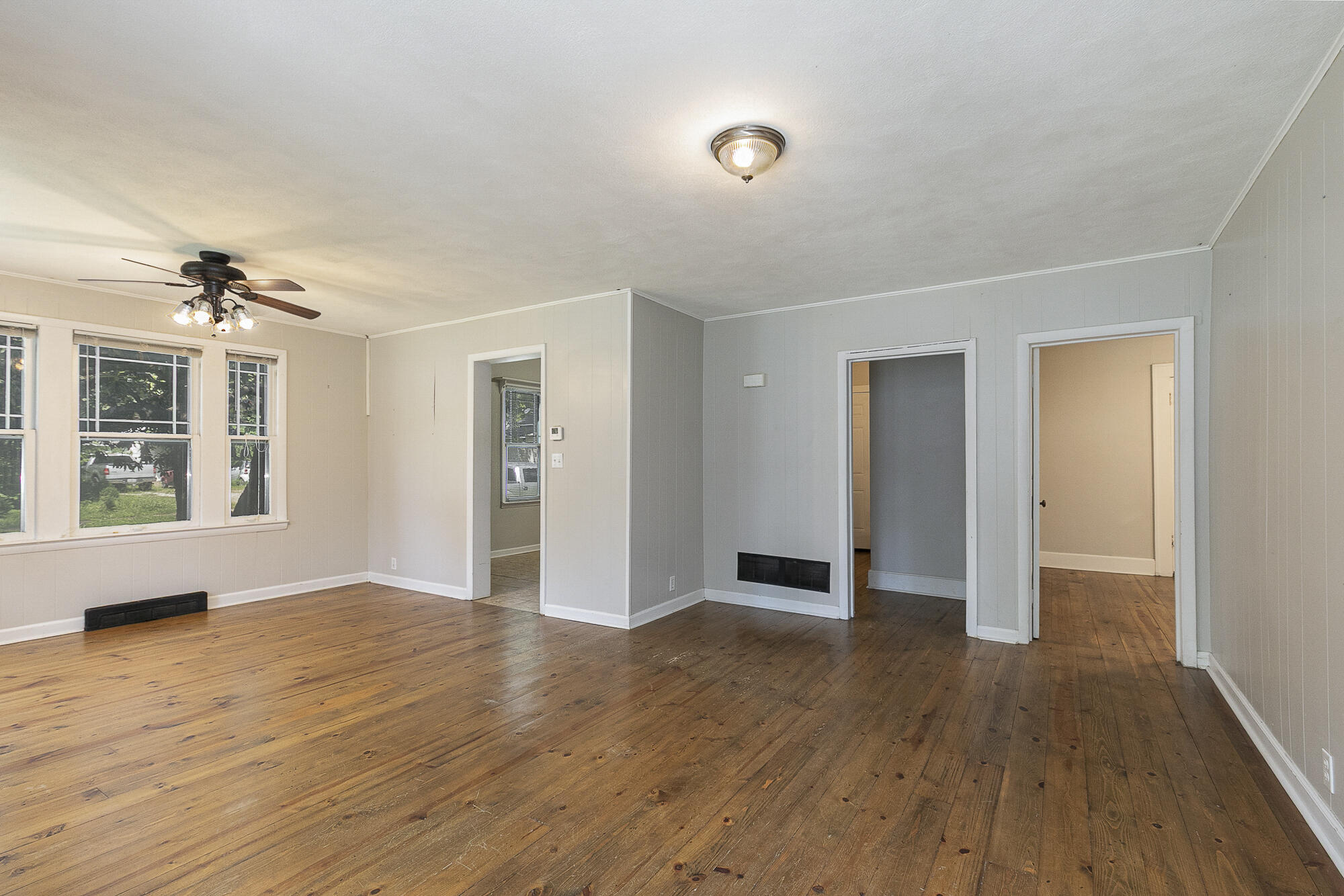 509 West Olive Street Property Photo 6