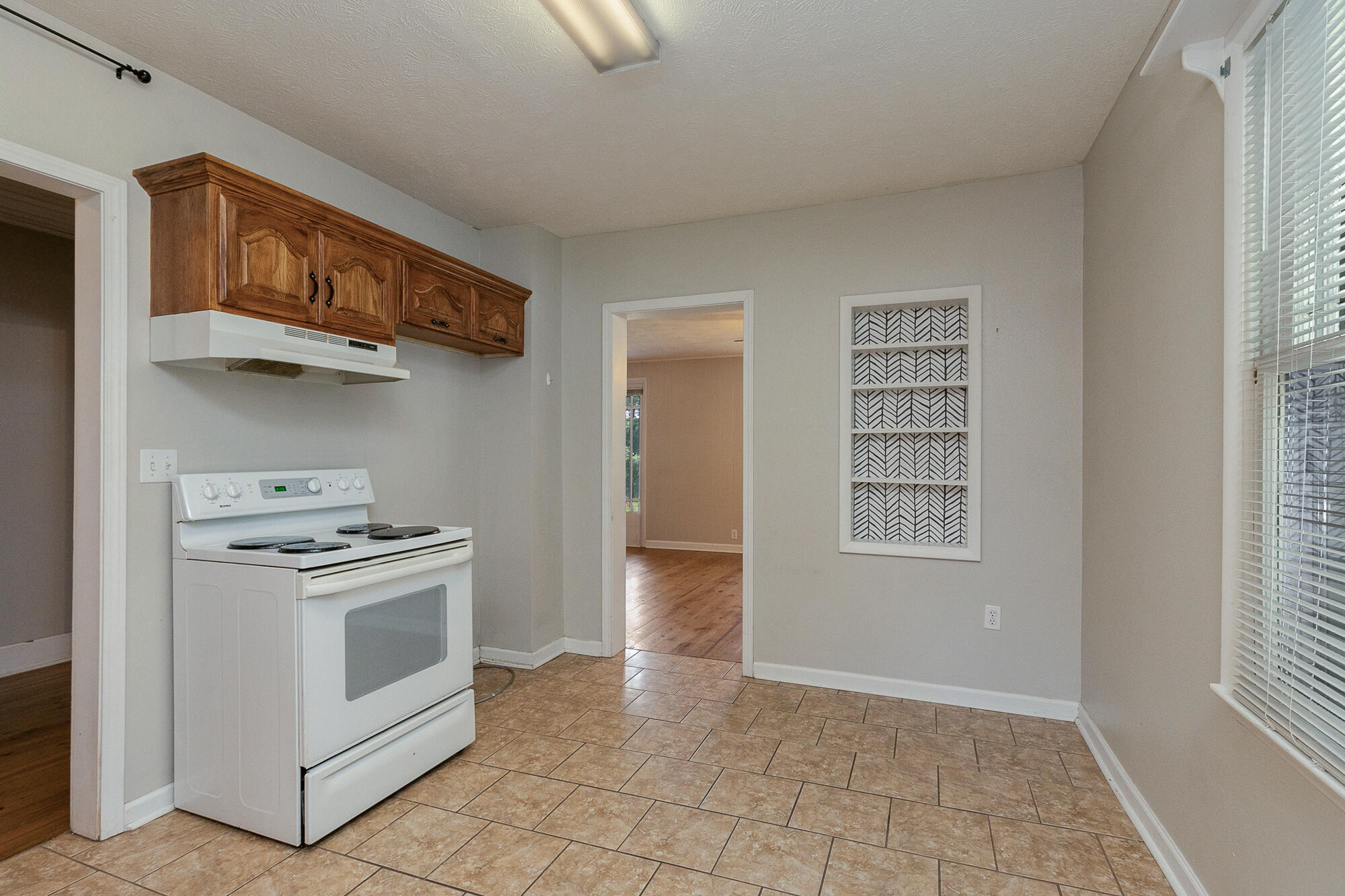 509 West Olive Street Property Photo 10