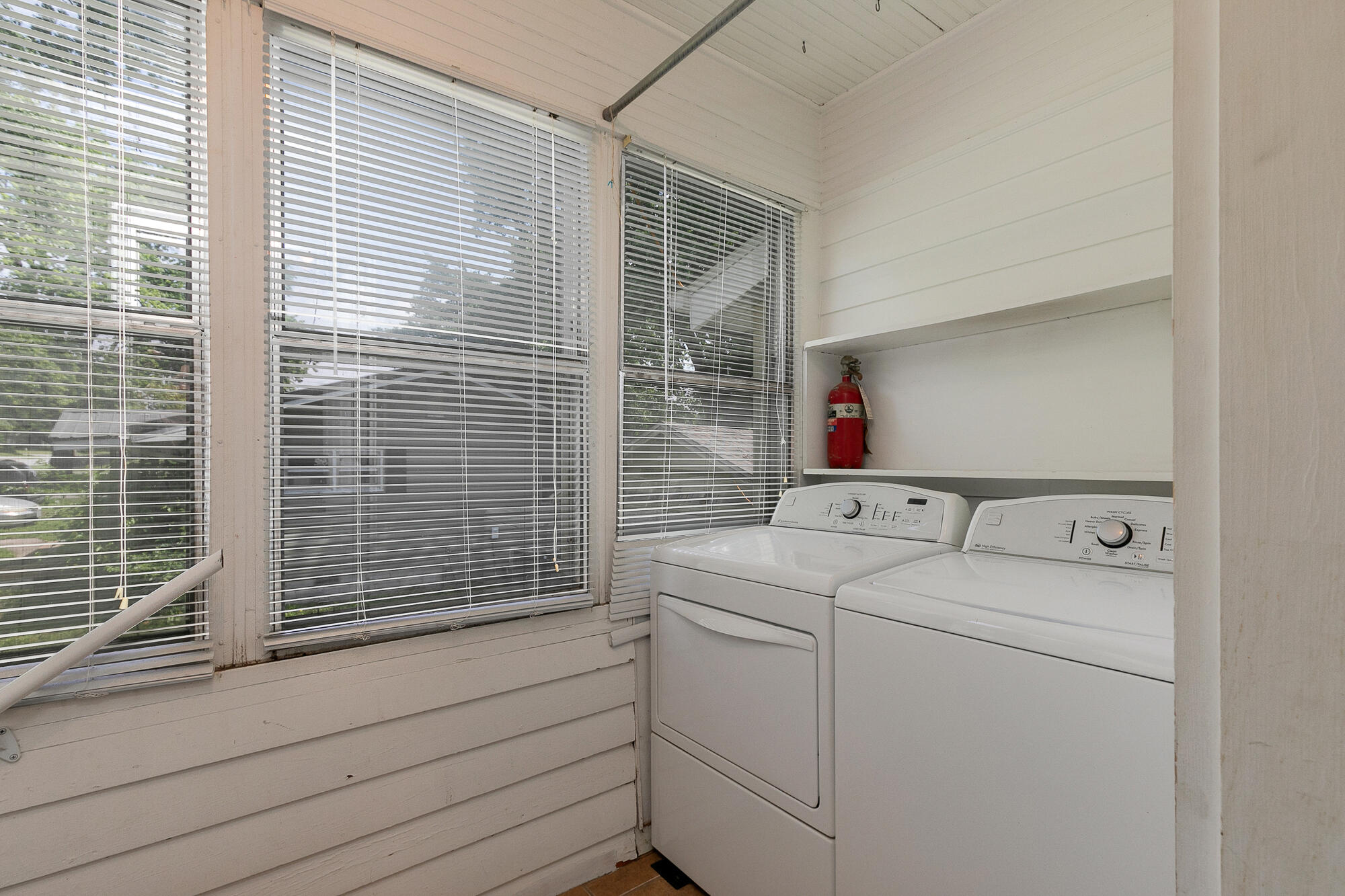 509 West Olive Street Property Photo 12