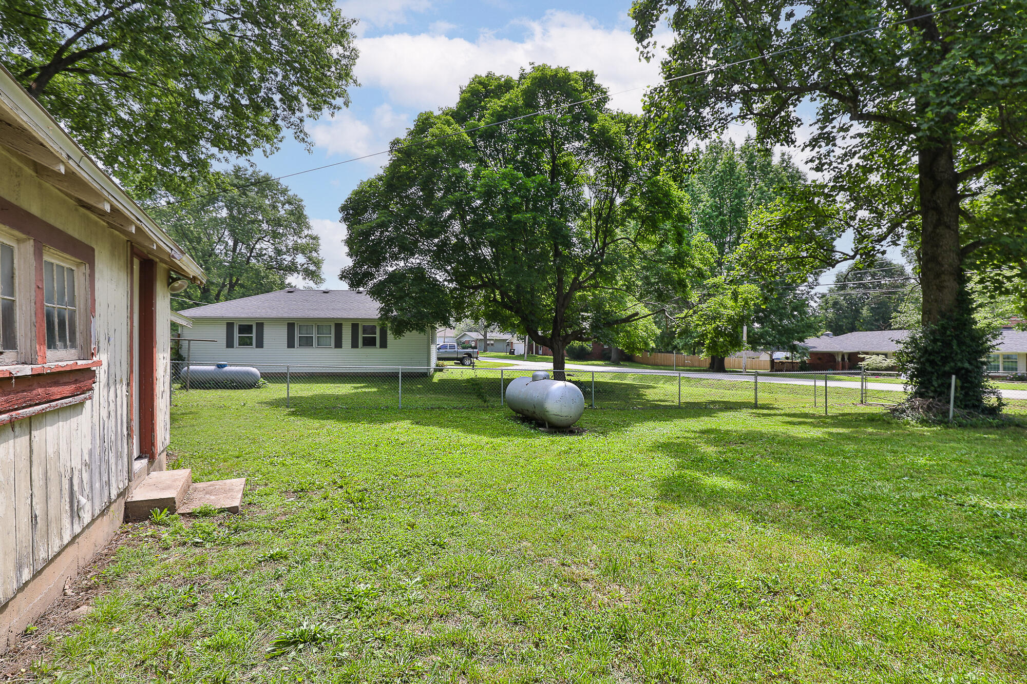 509 West Olive Street Property Photo 23