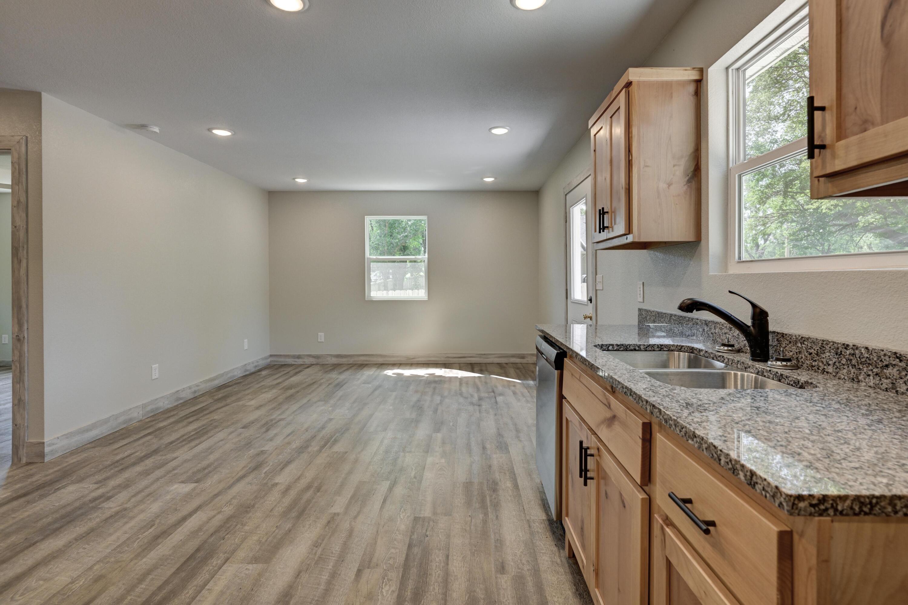 1601 Ridgewood Property Photo 10