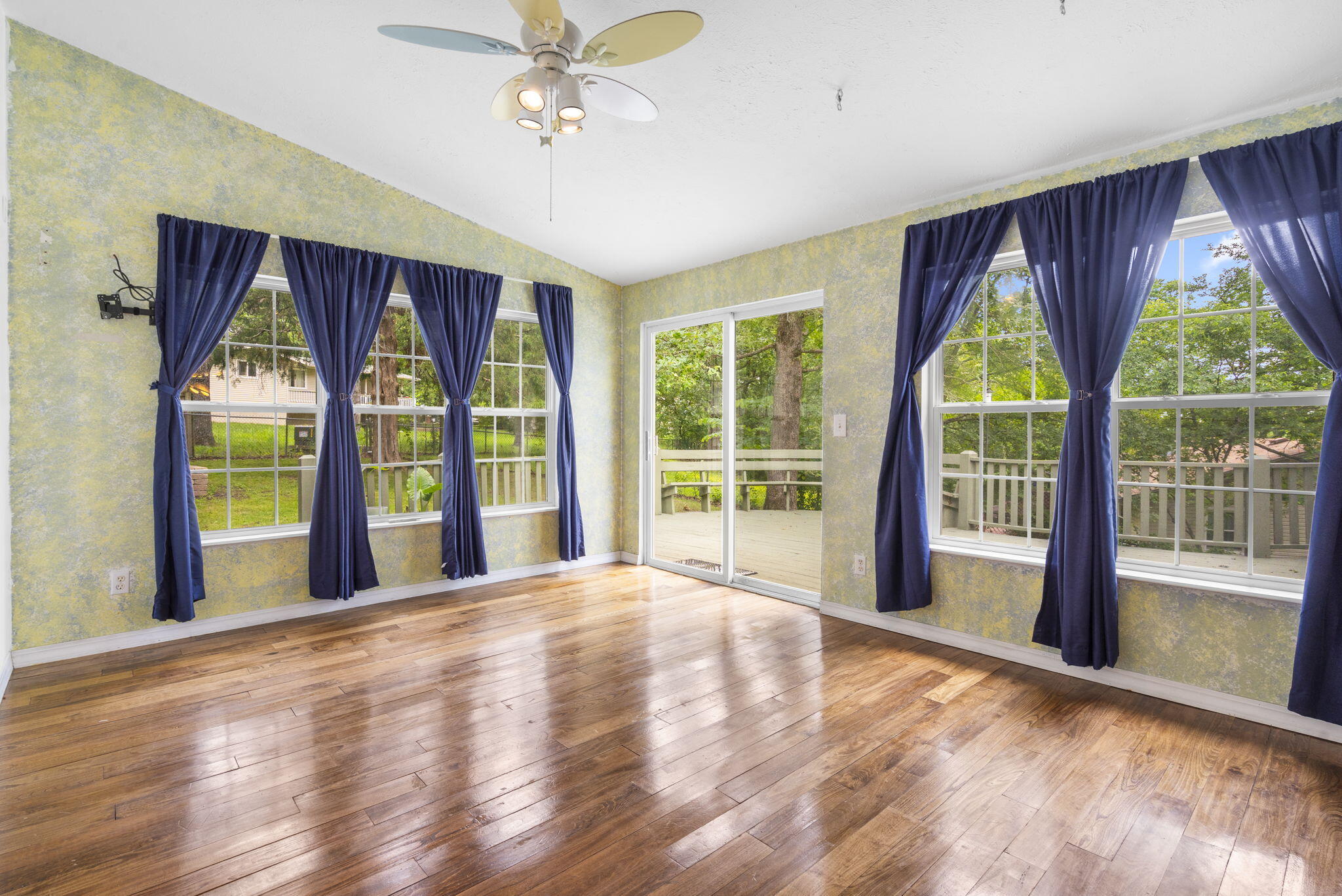 546 Cannon Ball Loop Property Photo 8