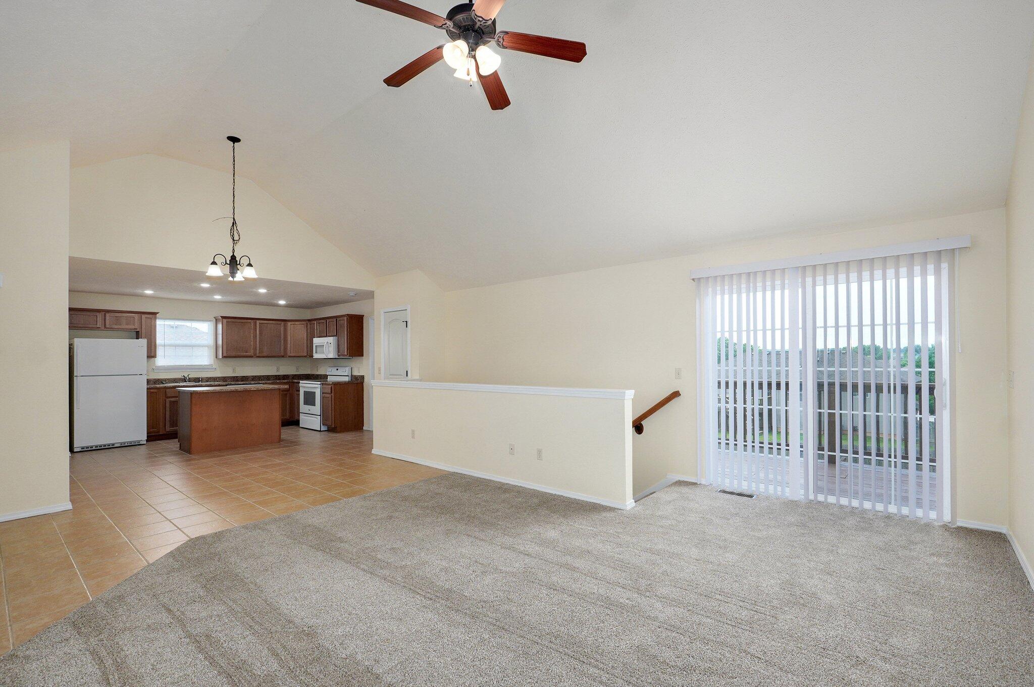 612-614 East Daniels Street Property Photo 7