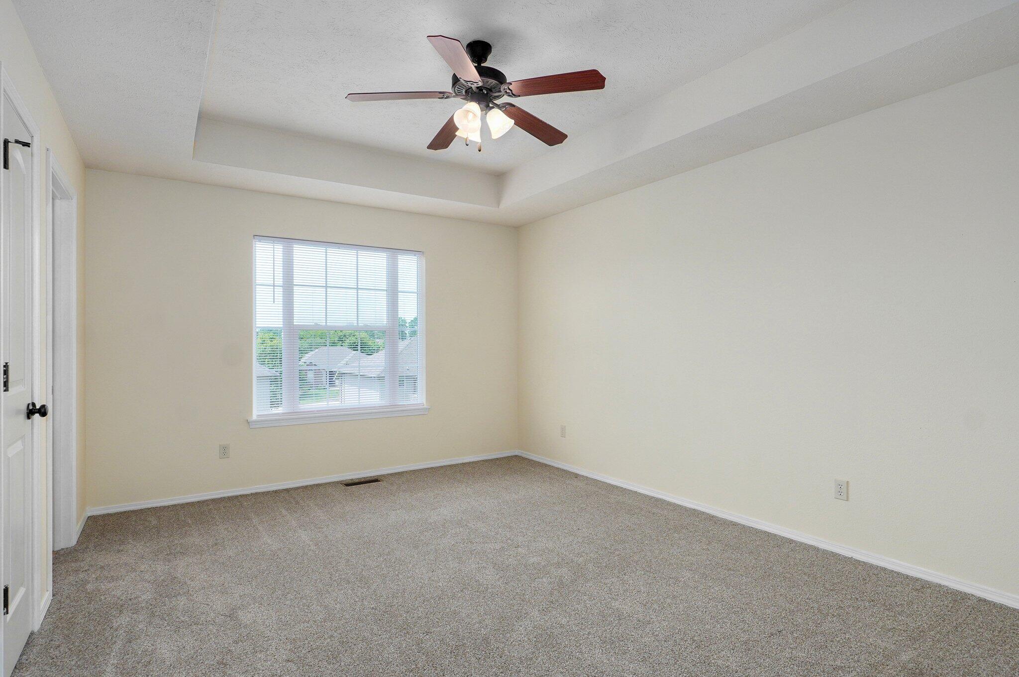612-614 East Daniels Street Property Photo 13