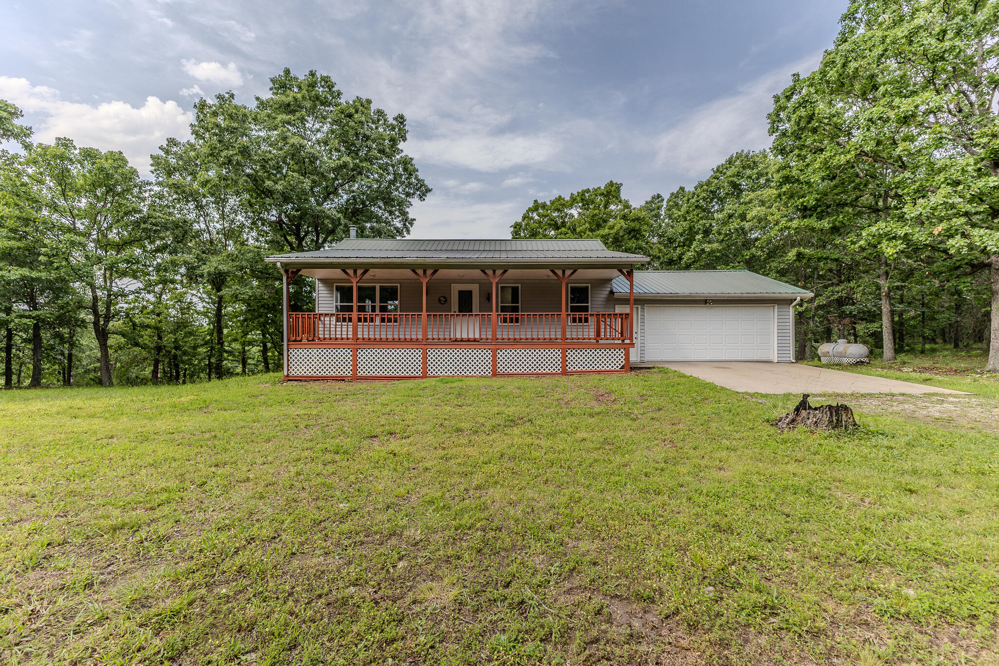 13589 Pumpkin Road Property Photo 1
