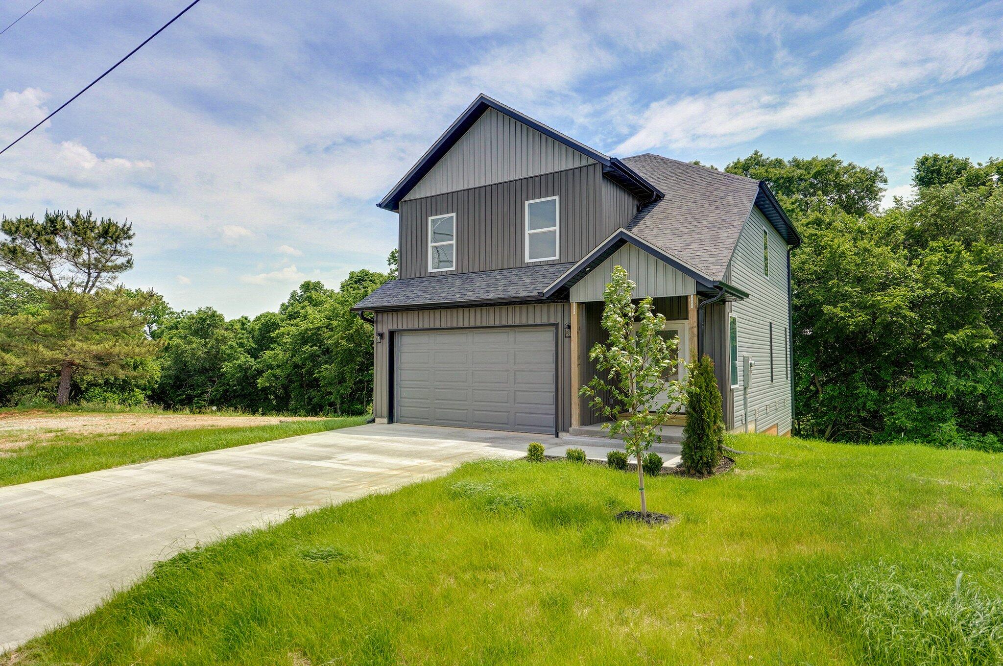 688 Miller Rd Street Property Photo 2