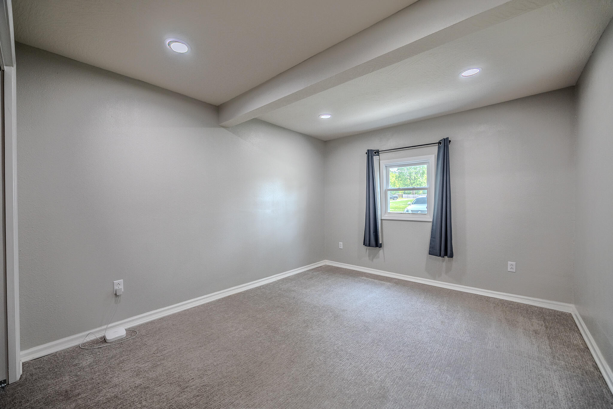 243 East Burford Street Property Photo 15